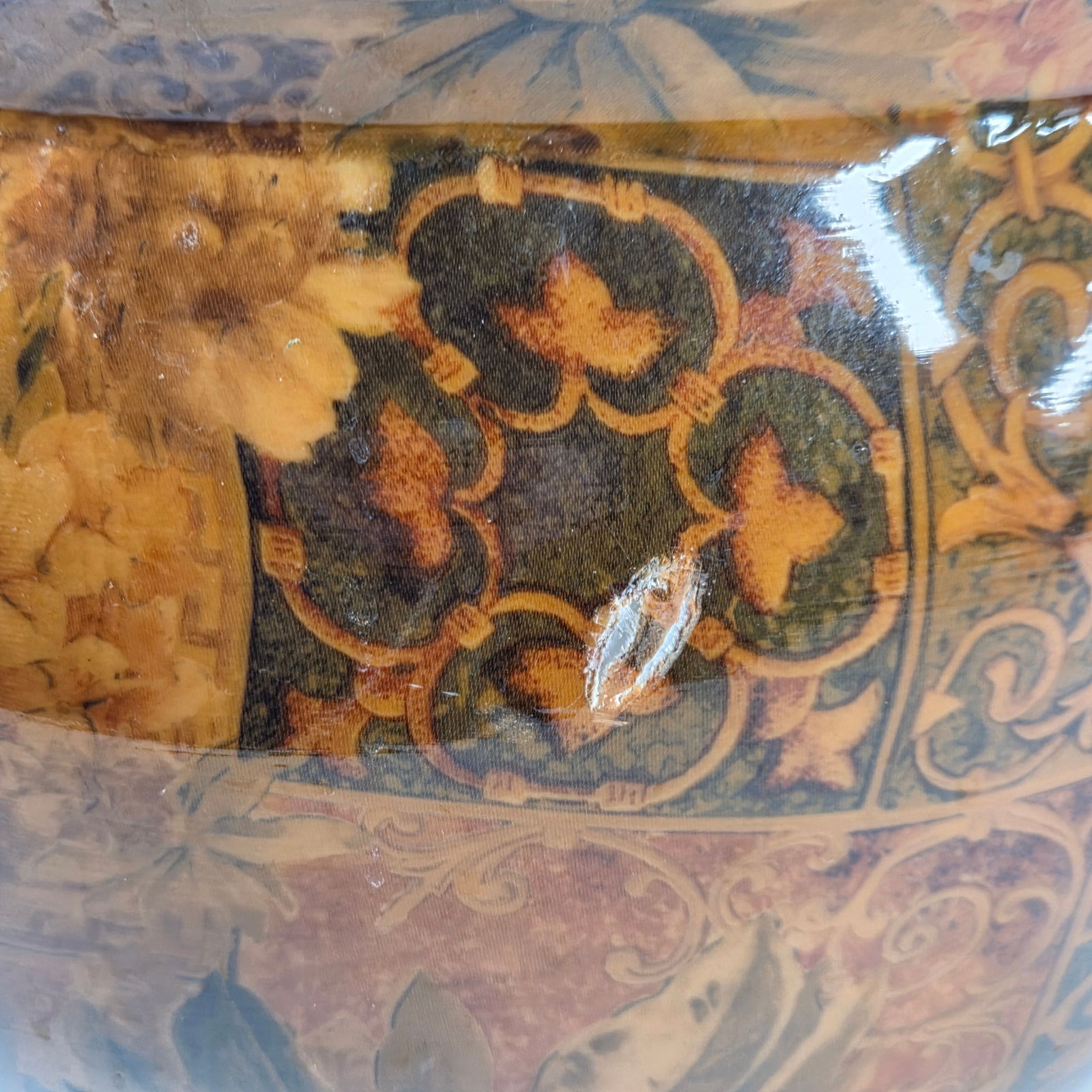 CONTEMPORARY DECORATIVE PLANTER - 4