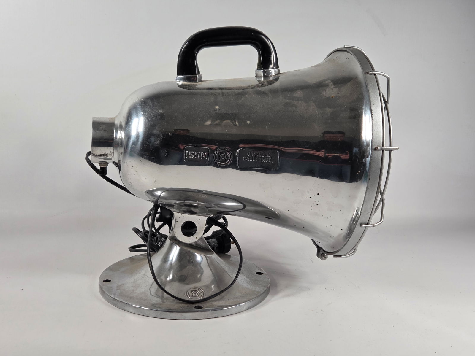 CIRCLE D 155M PORTABLE HEAT LAMP: REMAINS IN GOOD CONDITION, SHOWING SOME TYPICAL WEAR.