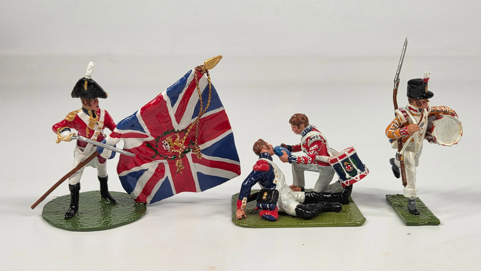 3) UNMARKED HAND PAINTED LEAD SOLDIERS SCENES: ALL REMAIN IN GOOD CONDITION, SHOWING SOME LIGHT WEAR.