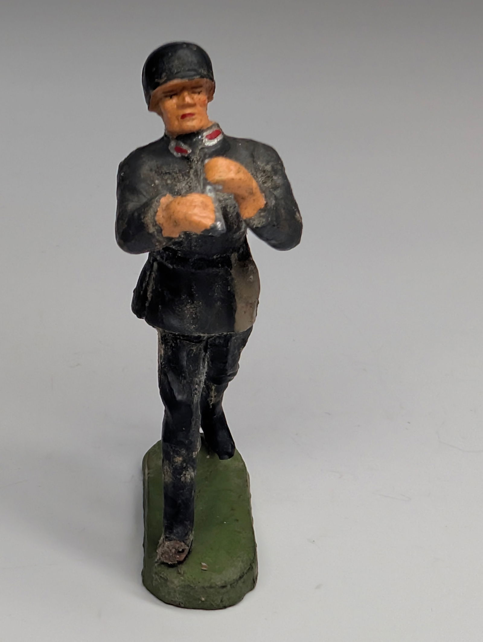 3) GERMAN COMPOSITION ELASTOLIN SOLDIERS - 2