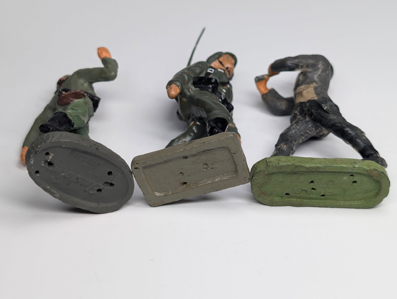 3) GERMAN COMPOSITION ELASTOLIN SOLDIERS - 6