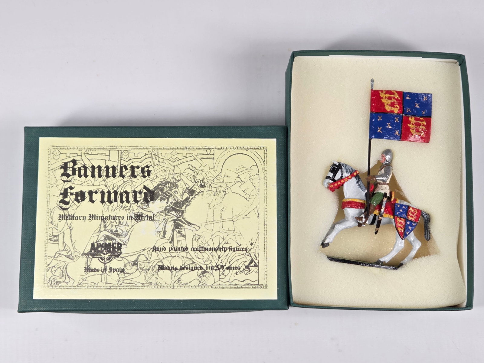 ALYMER BANNERS FORWARD BF-120 MEN AT ARMS SIR JOHN BEAUCHAMP (1 of 5)