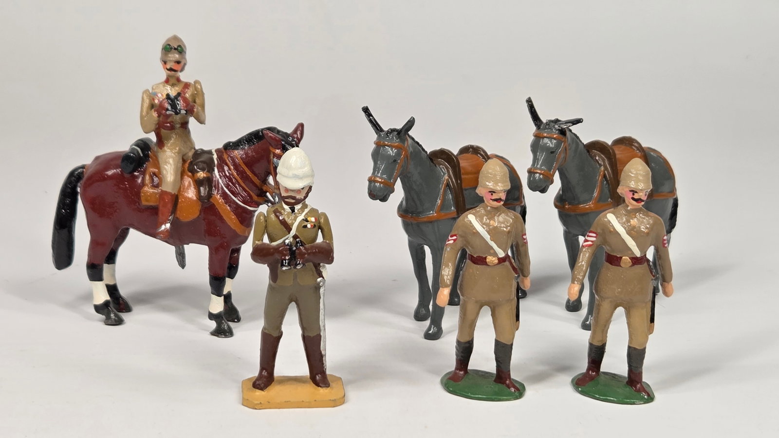 VARIOUS BRAND HAND PAINTED LEAD SOLDIERS MOUNTED & DONKEY: ALL REMAIN IN VERY GOOD CONDITION, SHOWING SOME LIGHT WEAR.