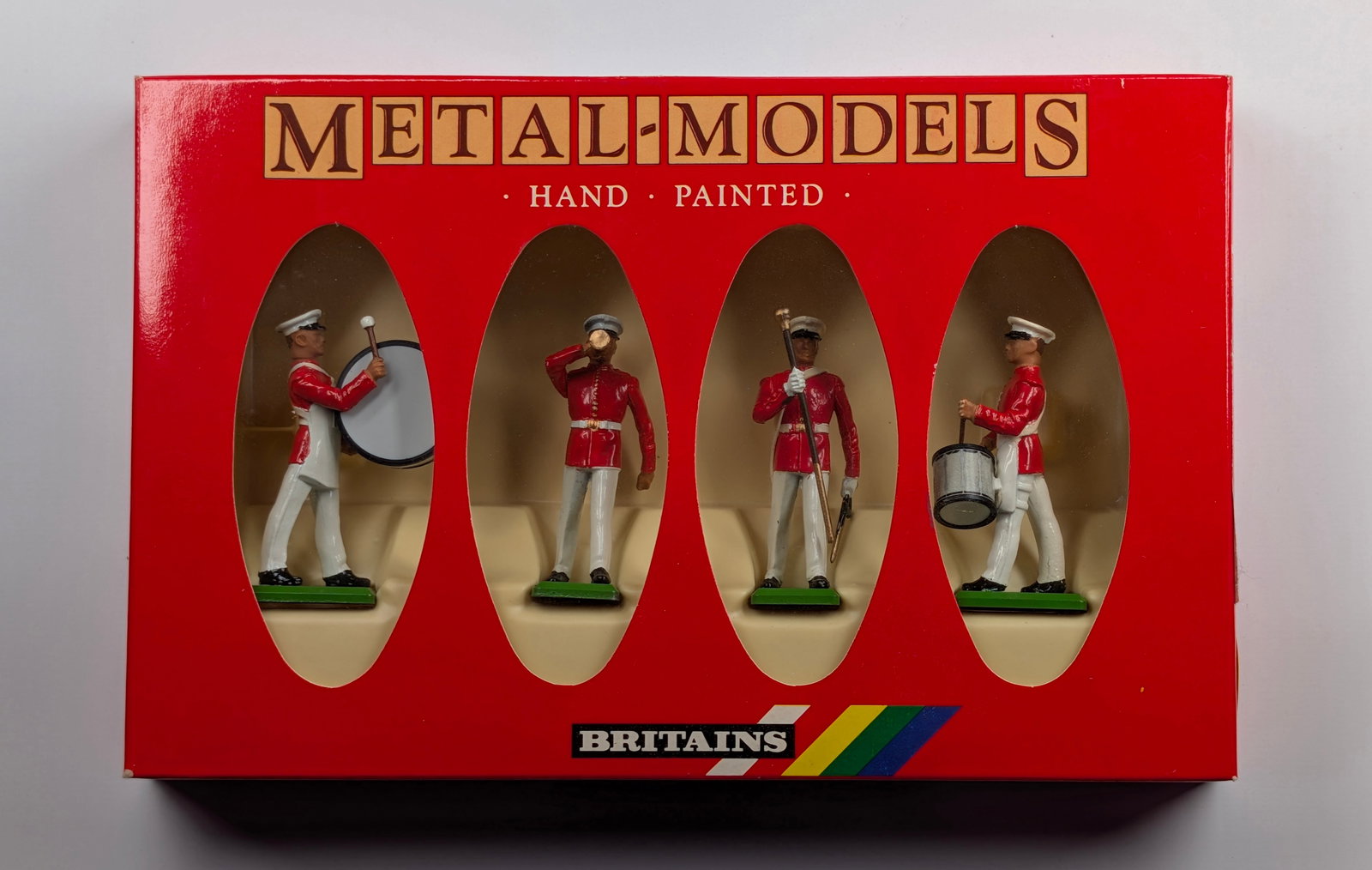 BRITAIN 7304 U.S. MARINE DRUM & BUGLE CORPS.: SET REMAINS IN VERY GOOD CONDITION WITH BOX.