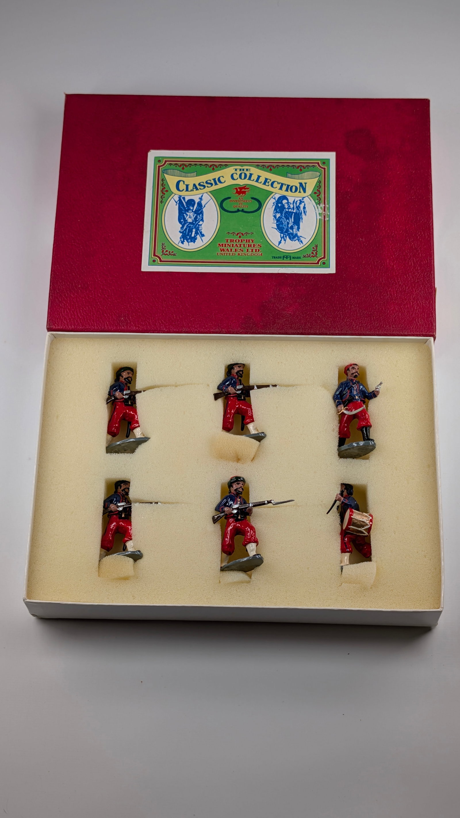 TROPHY MINIATURES ACW 33 HAWKINS ZOUAVES: SET REMAINS IN VERY GOOD CONDITION WITH BOX.