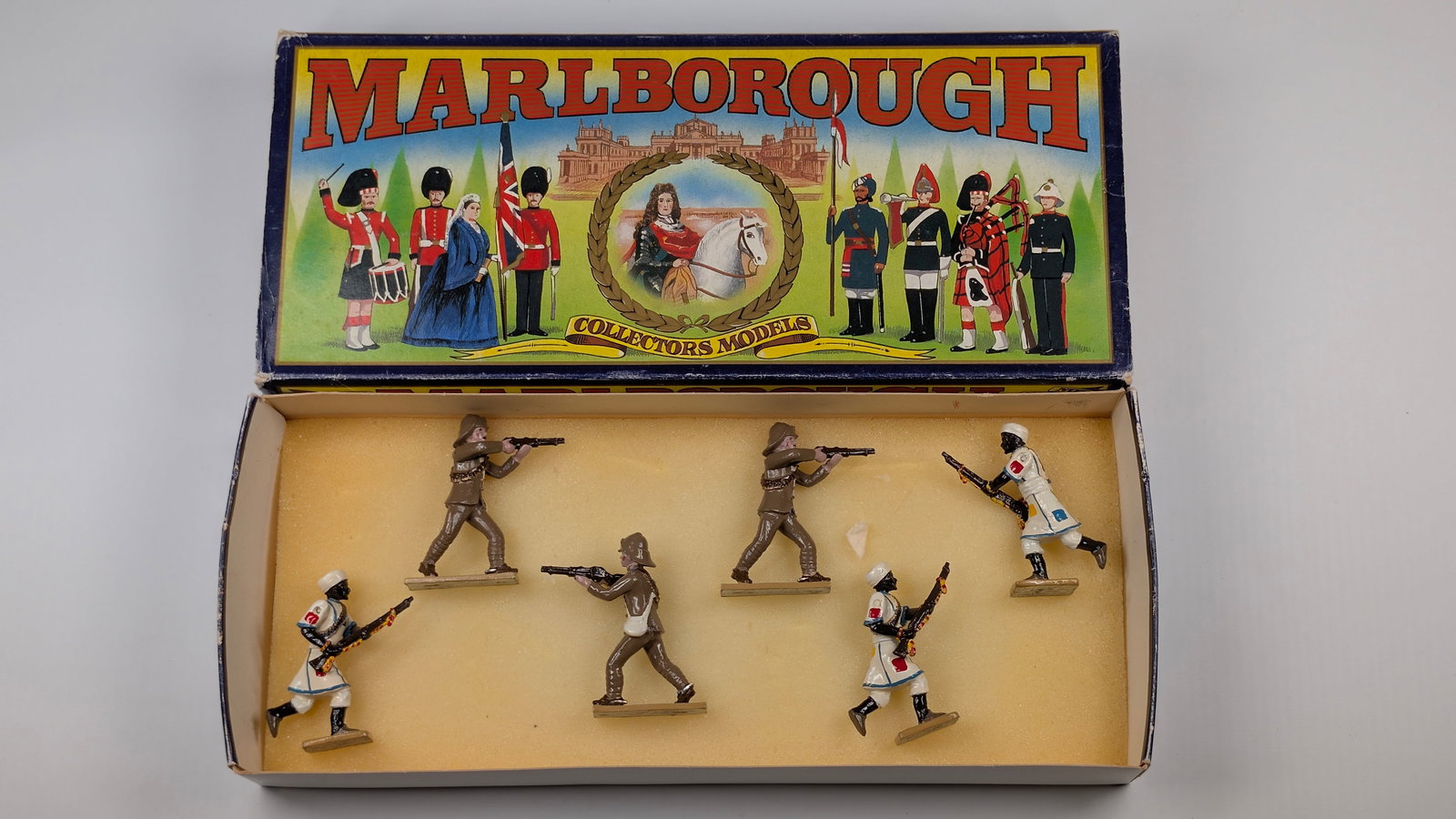 MARLBOROUGH MF28 DERVISHES & 21ST LANCERS: SET REMAINS IN VERY GOOD CONDITION, BOX SHOWING WEAR.