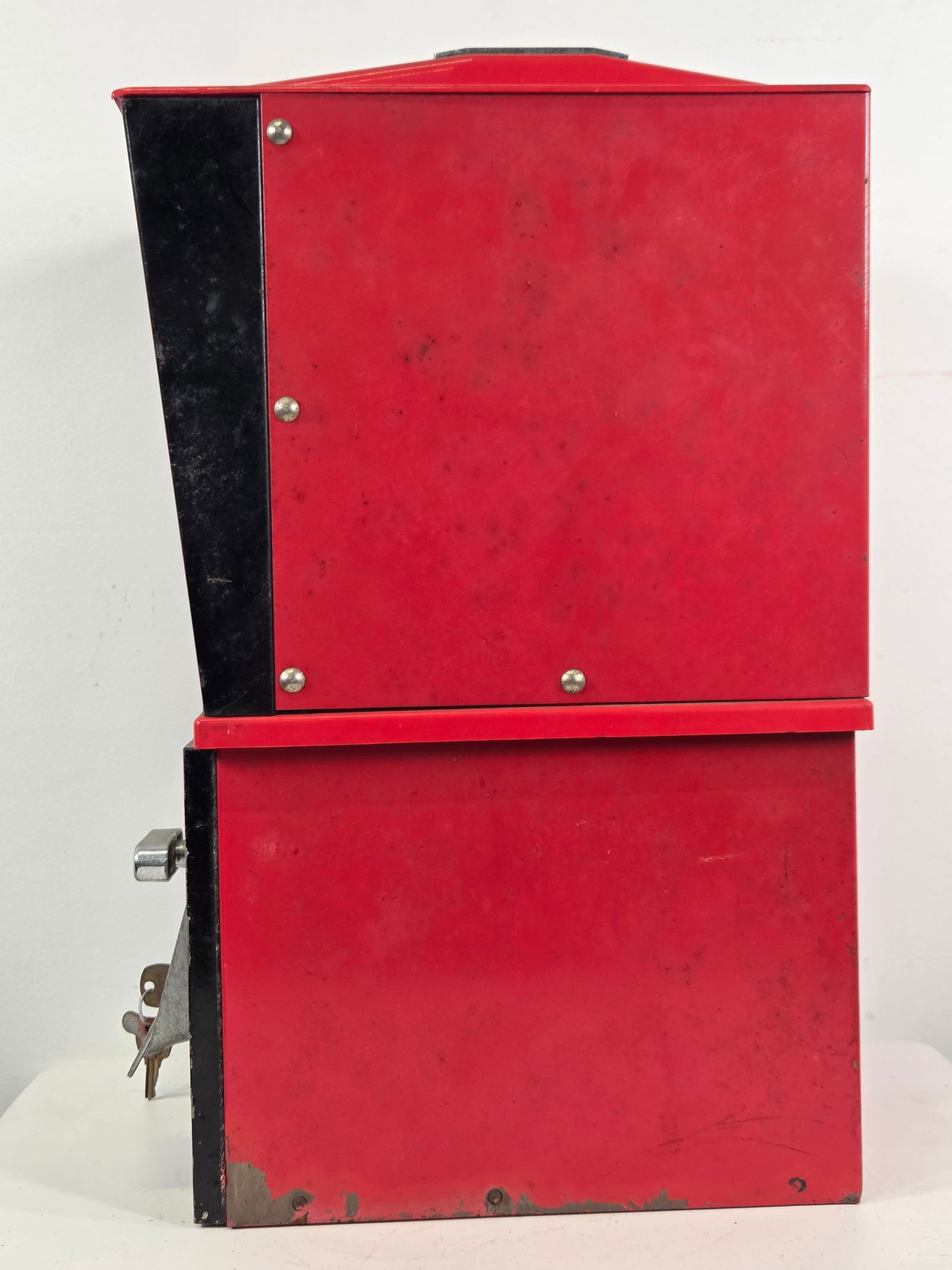 VICTOR "77" GUMBALL VENDING MACHINE - 2