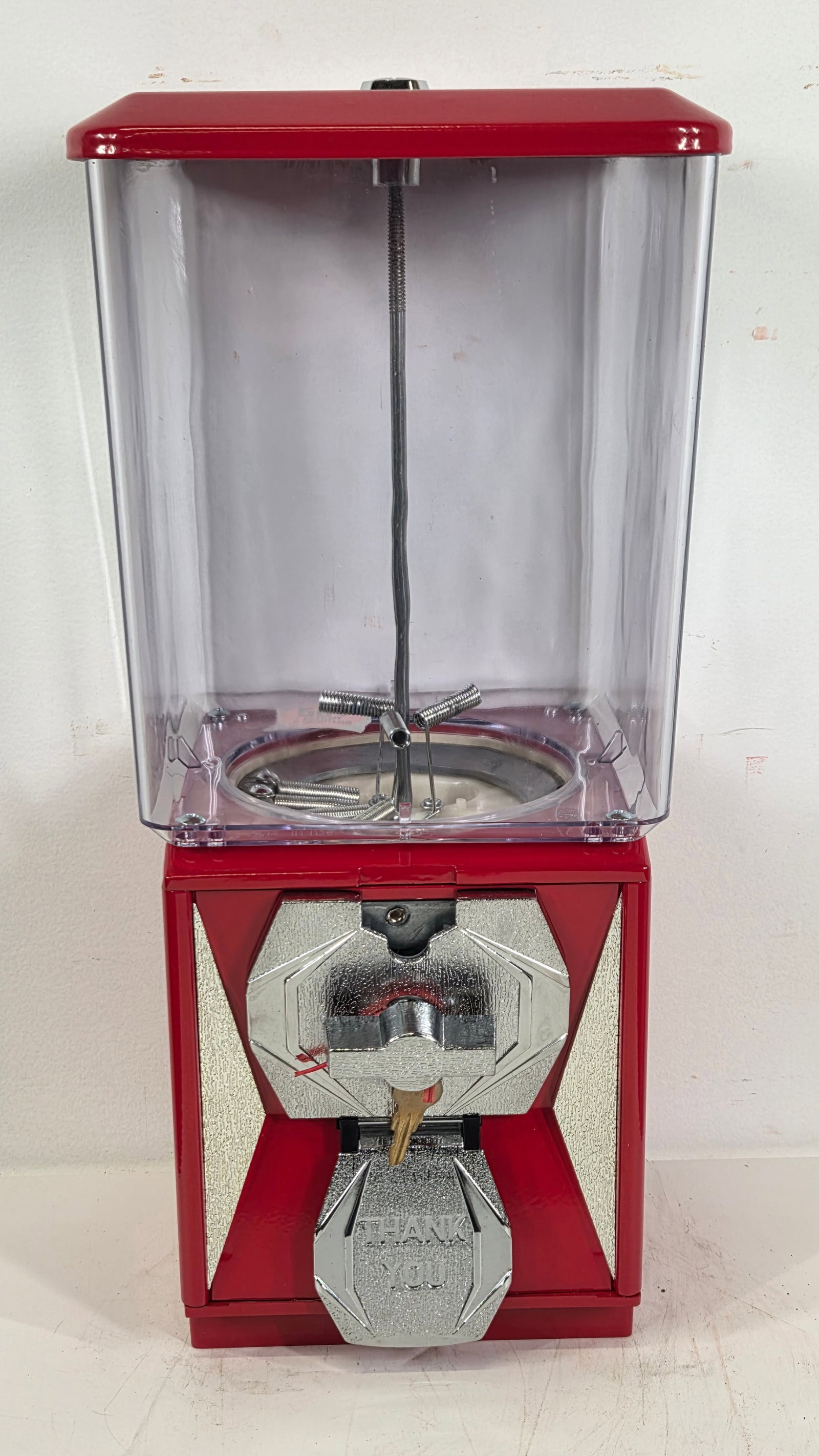 NICE VINTAGE UNUSED GUMBALL VENDING MACHINE: REMAINS IN VERY GOOD UNUSED CONDITION.