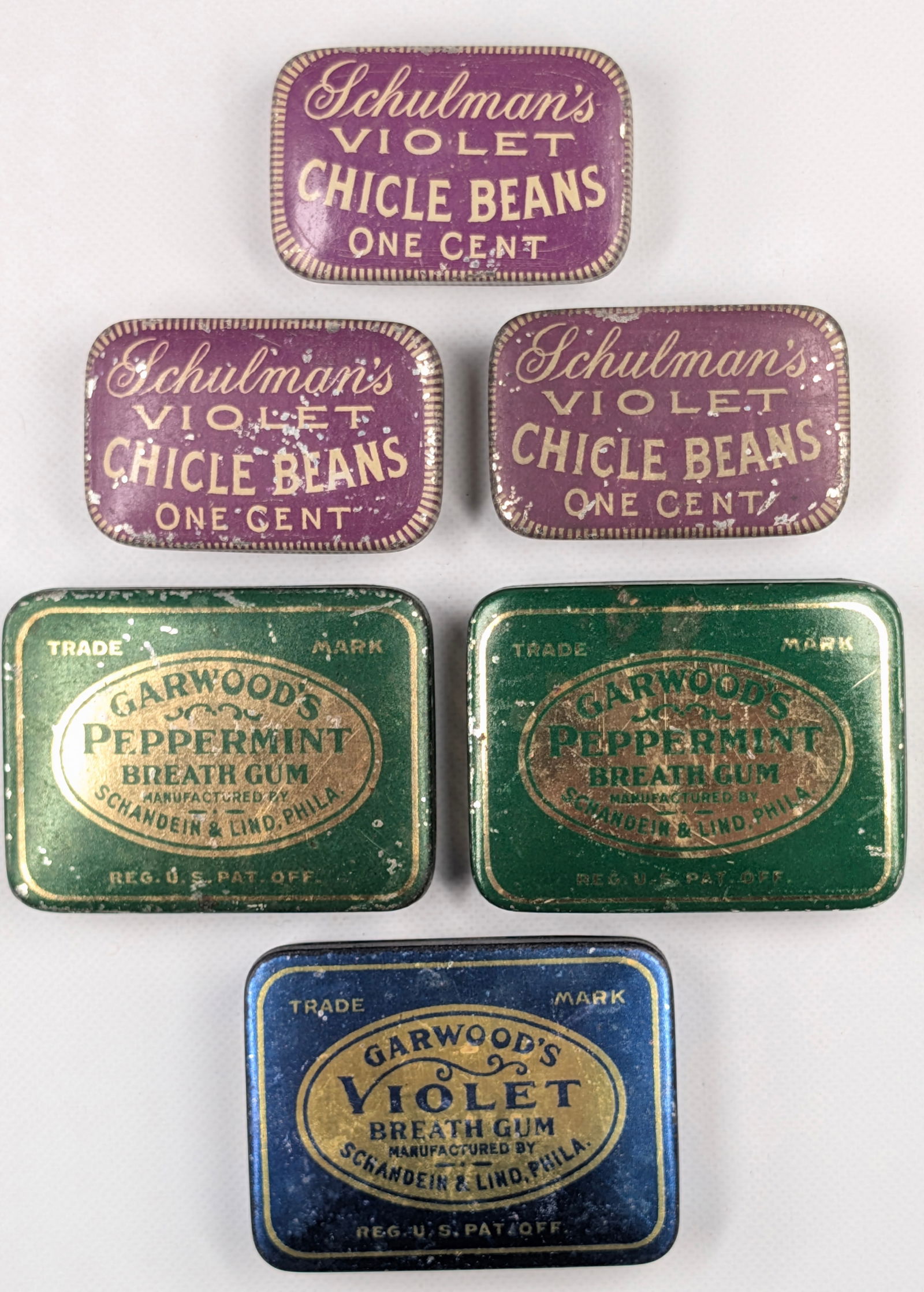 6) ANTIQUE CHEWING GUM ADVERTISING TINS: ALL REMAIN IN FAIR TO GOOD CONDITION, SHOWING SOME TYPICAL WEAR.