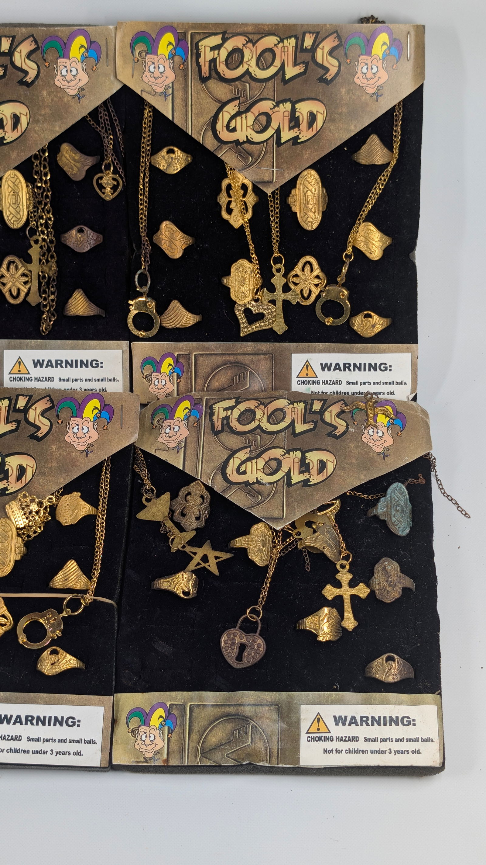 VARIOUS GUMBALL VENDING MACHINE INSERTS - 4