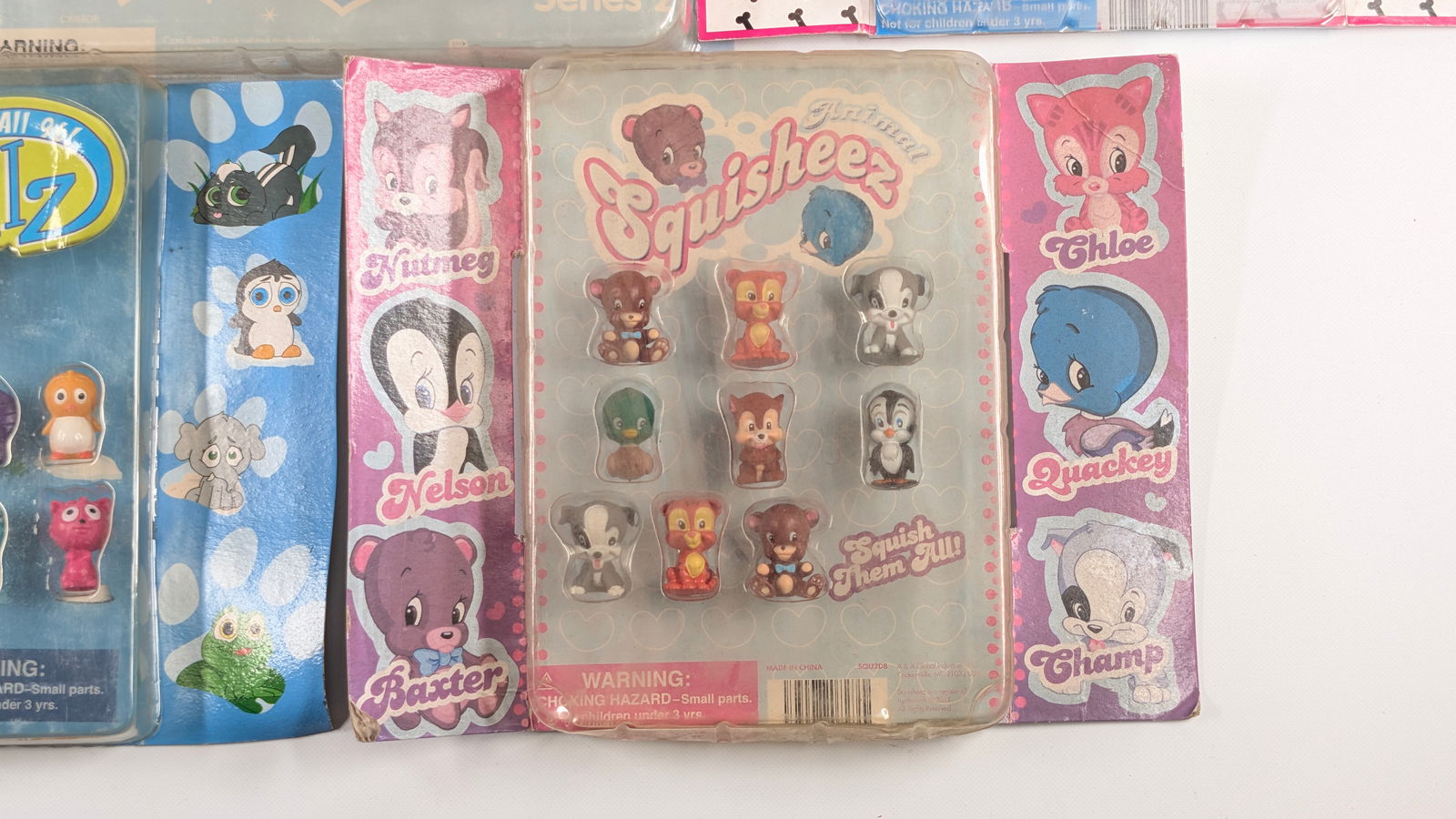 VARIOUS GUMBALL VENDING MACHINE INSERTS - 7