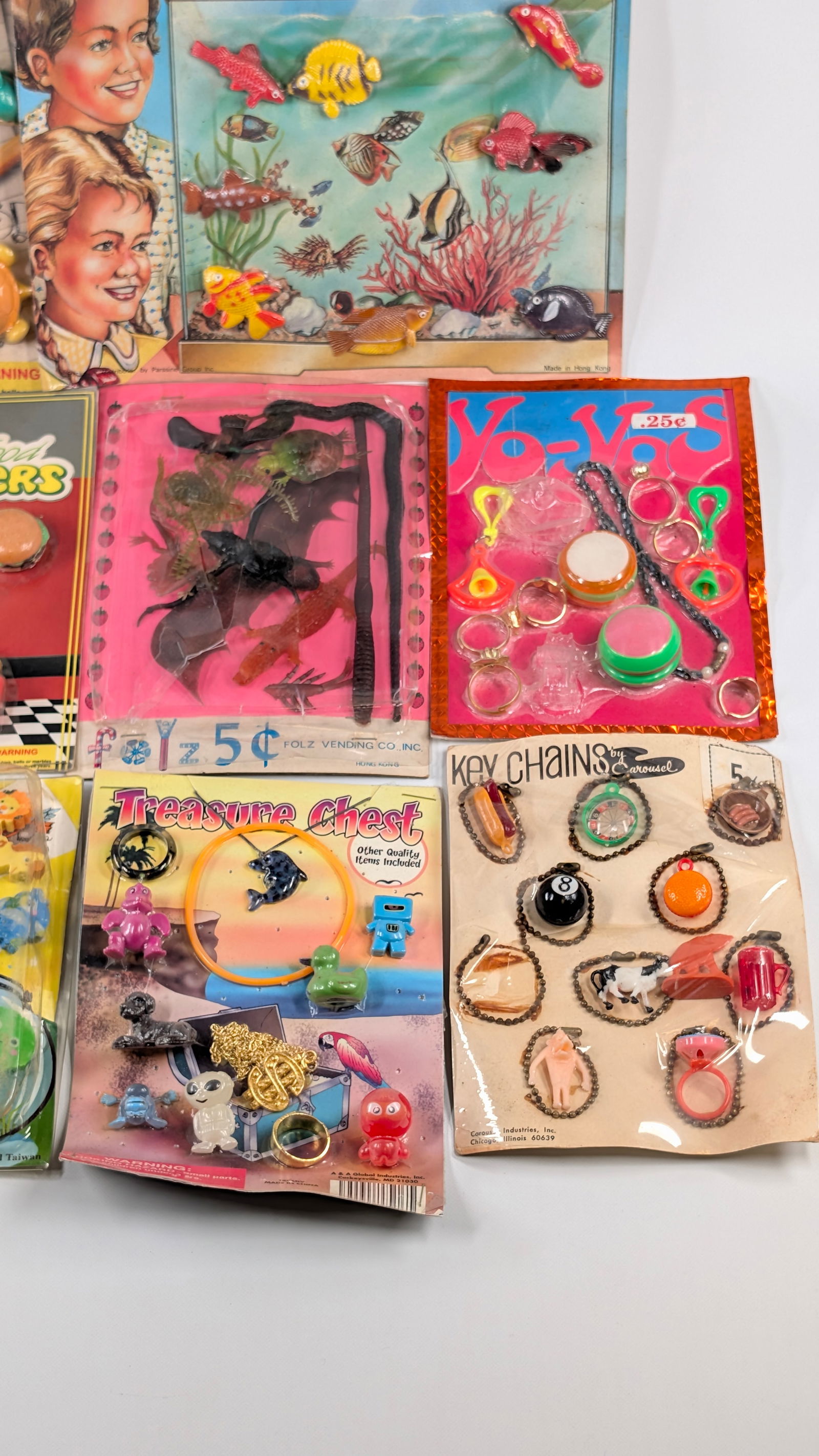 VARIOUS GUMBALL VENDING MACHINE INSERTS - 4