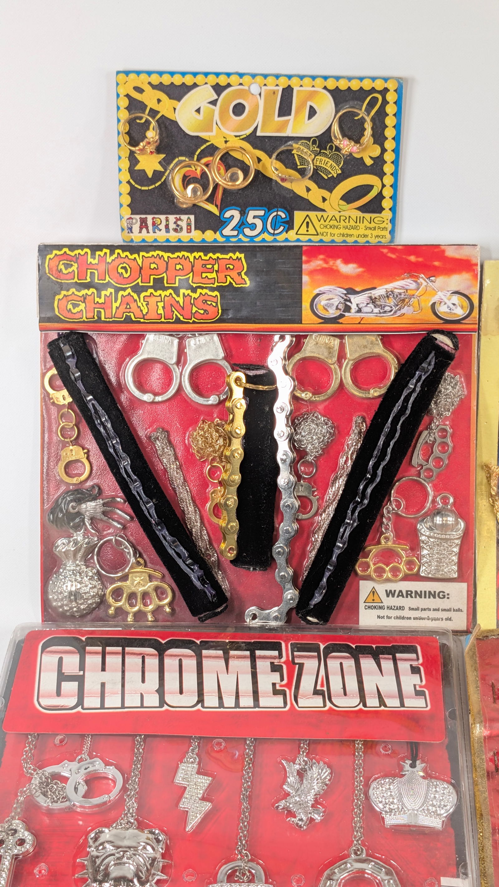 VARIOUS GUMBALL VENDING MACHINE INSERTS - 7