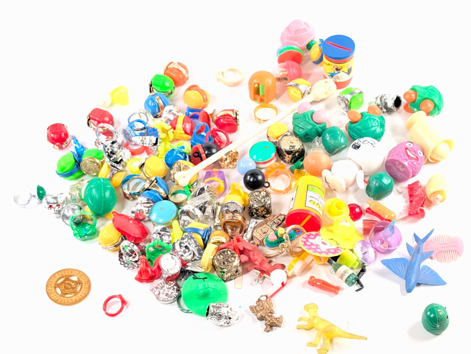 VARIOUS GUMBALL VENDING MACHINE TOY PRIZES: ALL REMAIN IN GOOD CONDITION, SHOWING SOME TYPICAL WEAR.