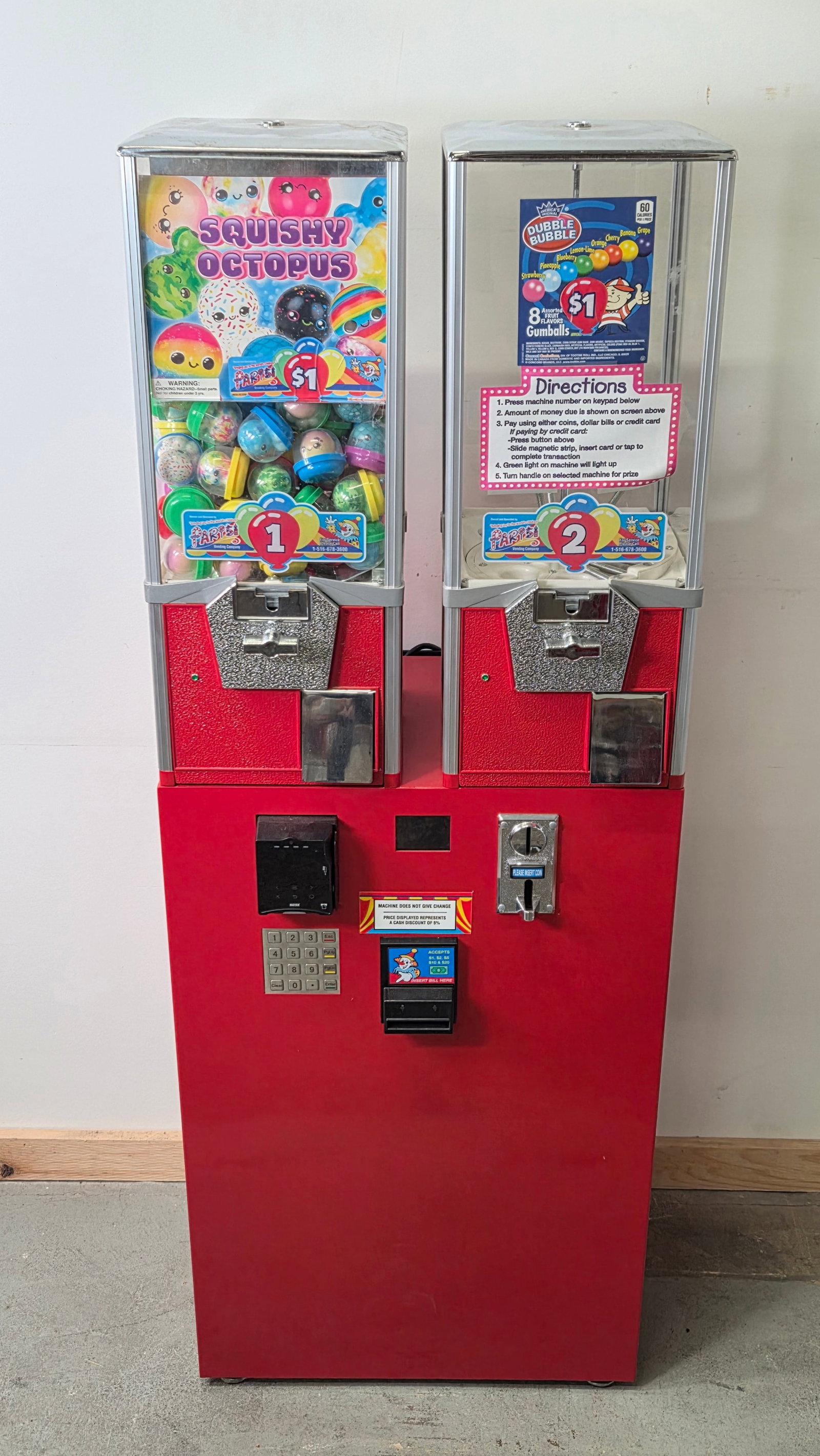 ELECTRONIC 2 PANEL GUMBALL VENDING MACHINE: REMAINS IN GOOD CONDITION, SHOWING TYPICAL USAGE WEAR. UNTESTED. **PLEASE NOTE** THIS ITEM IS NOT AVAILABLE FOR SHIPPING. LOCAL PICKUP ONLY PLEASE.