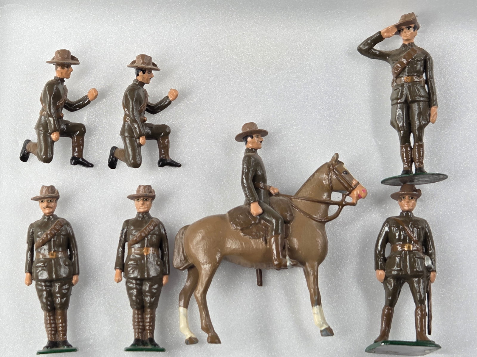 7) BRITAIN REPAINTED LEAD SOLDIERS: ALL REMAIN IN GOOD CONDITION, SHOWING SOME TYPICAL WEAR.