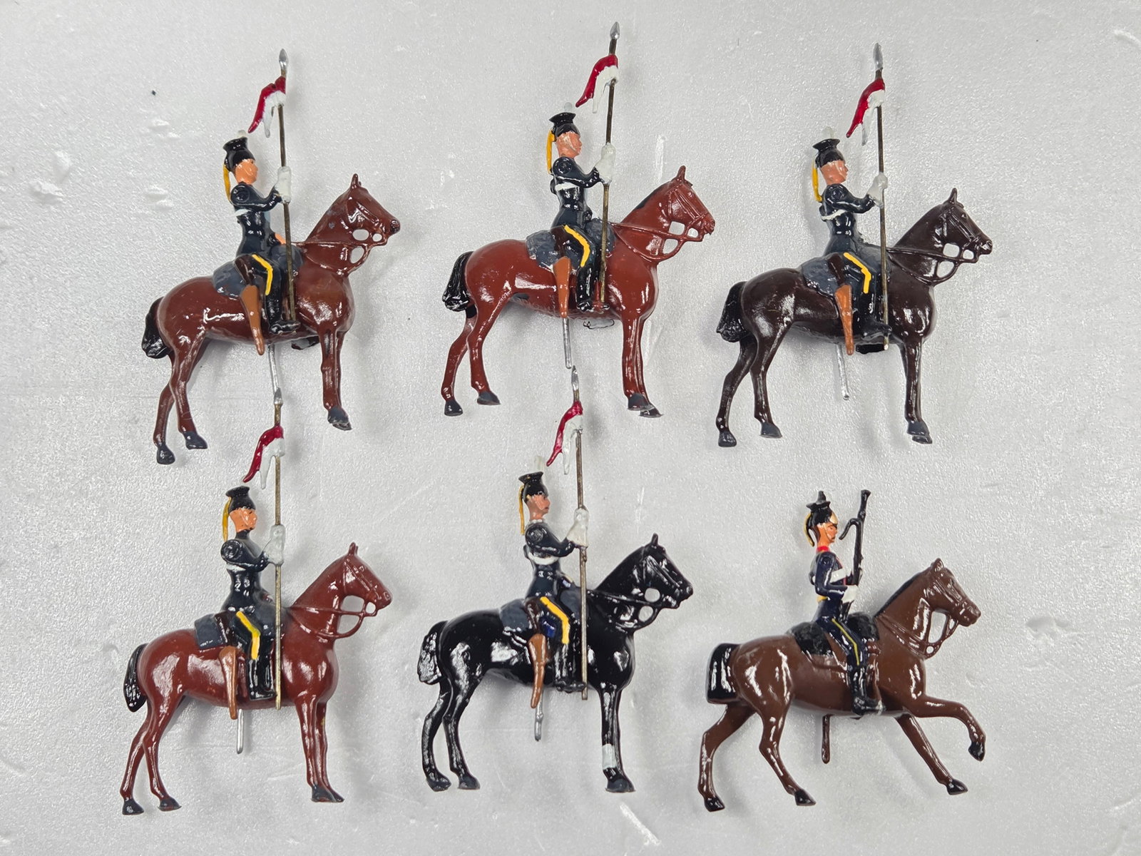 SET OF 6 VINTAGE BRITAIN 11TH HUSSARS MOUNTED: ALL REMAIN IN FAIR TO GOOD CONDITION, SHOWING SOME PAINT WEAR AND SOME LOOSE ARMS.