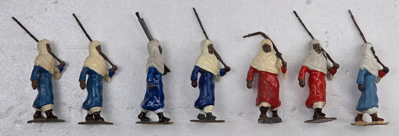 7) VINTAGE BRITAIN ARABS IN THE DESERT - REPAINT (1 of 6)