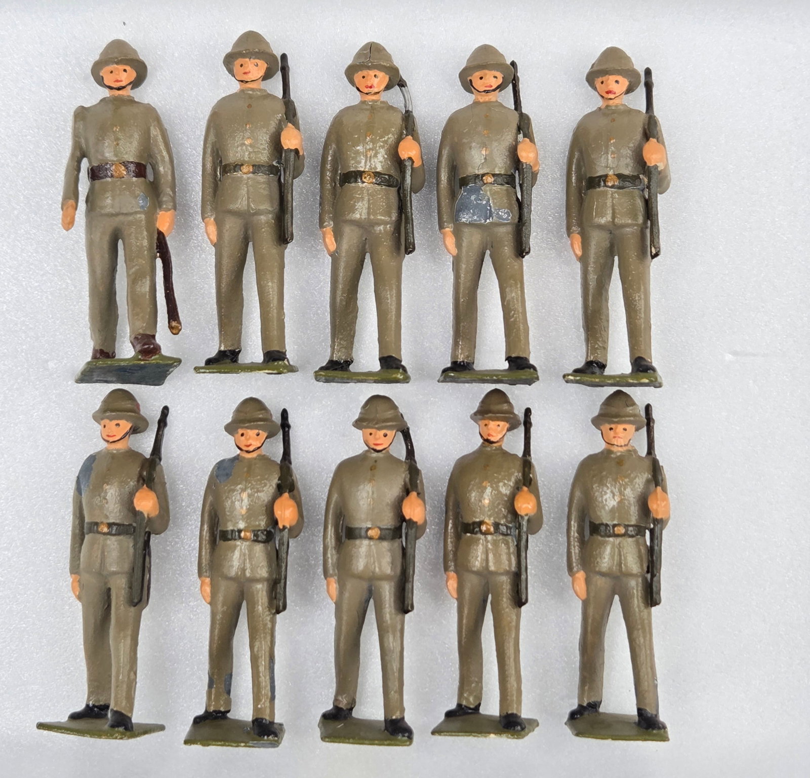 SET OF 10 VINTAGE BRITAIN SOLDIERS REPAINTED (1 of 6)