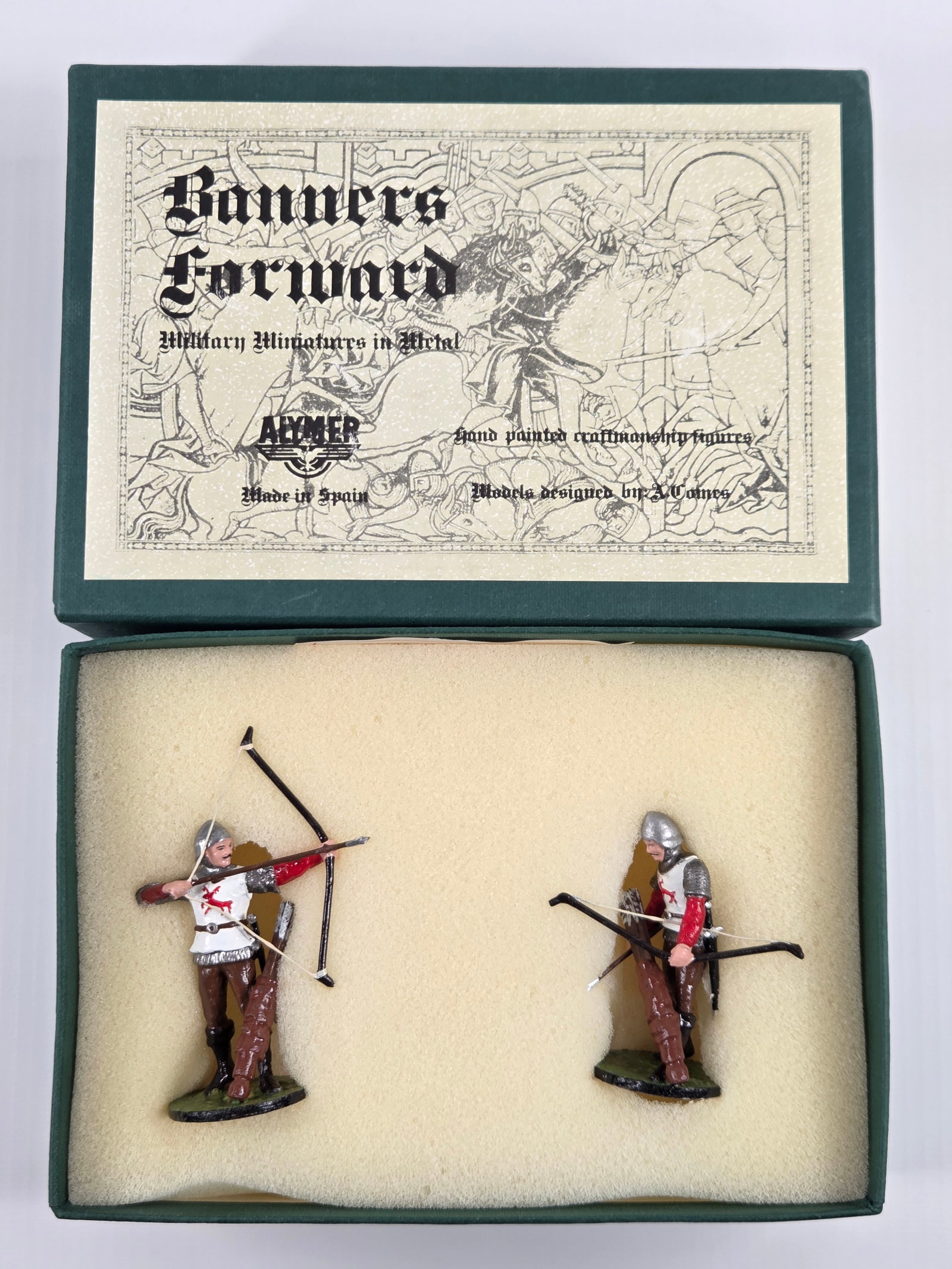 ALYMER BANNERS FORWARD BF-60 MONTACUTE ARCHERS: REMAINS IN VERY GOOD CONDITION WITH BOX.