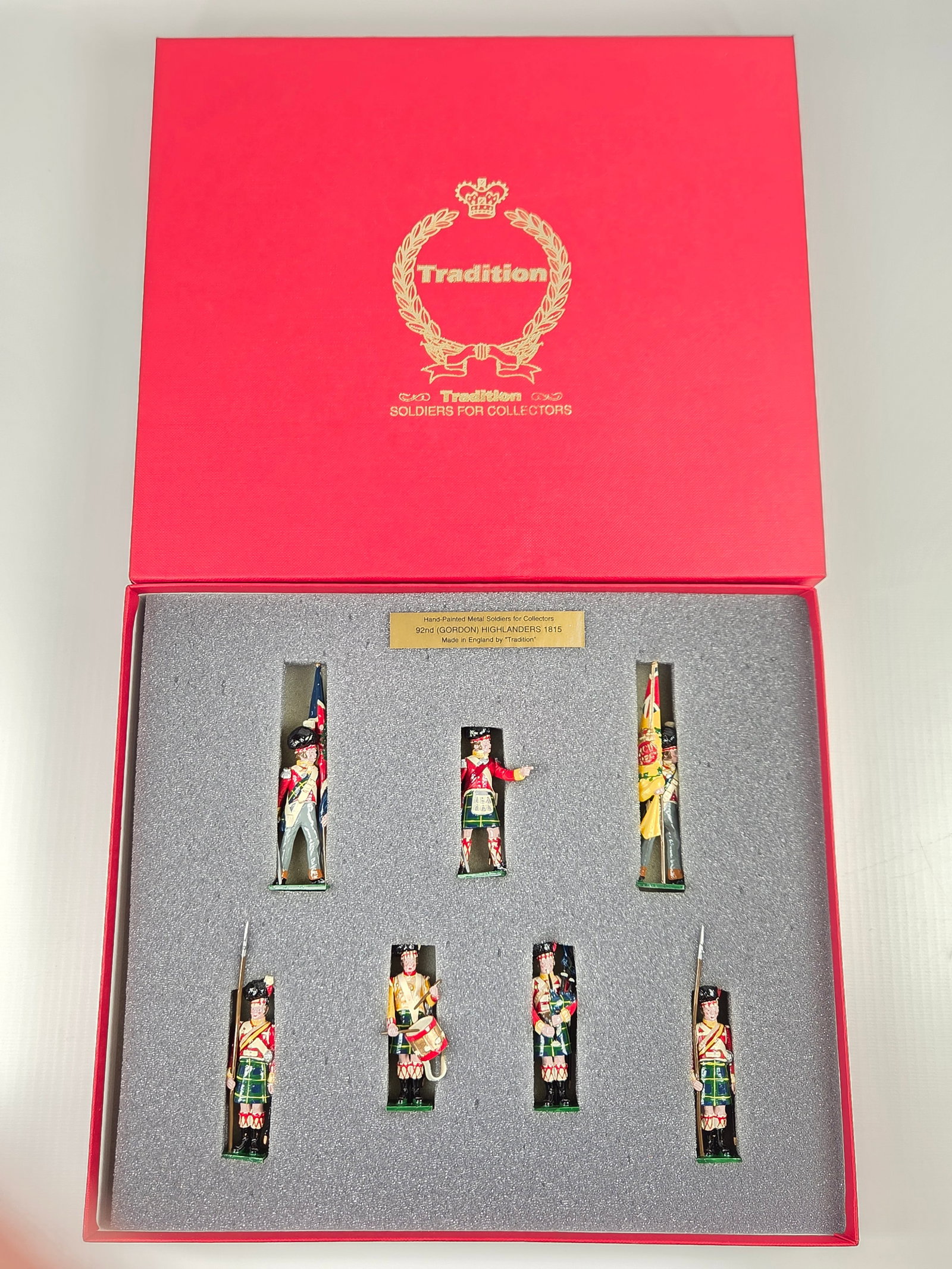 TRADITION SET NO. 737 92ND GORDON HIGHLANDERS: REMAINS IN VERY GOOD CONDITION WITH BOX.