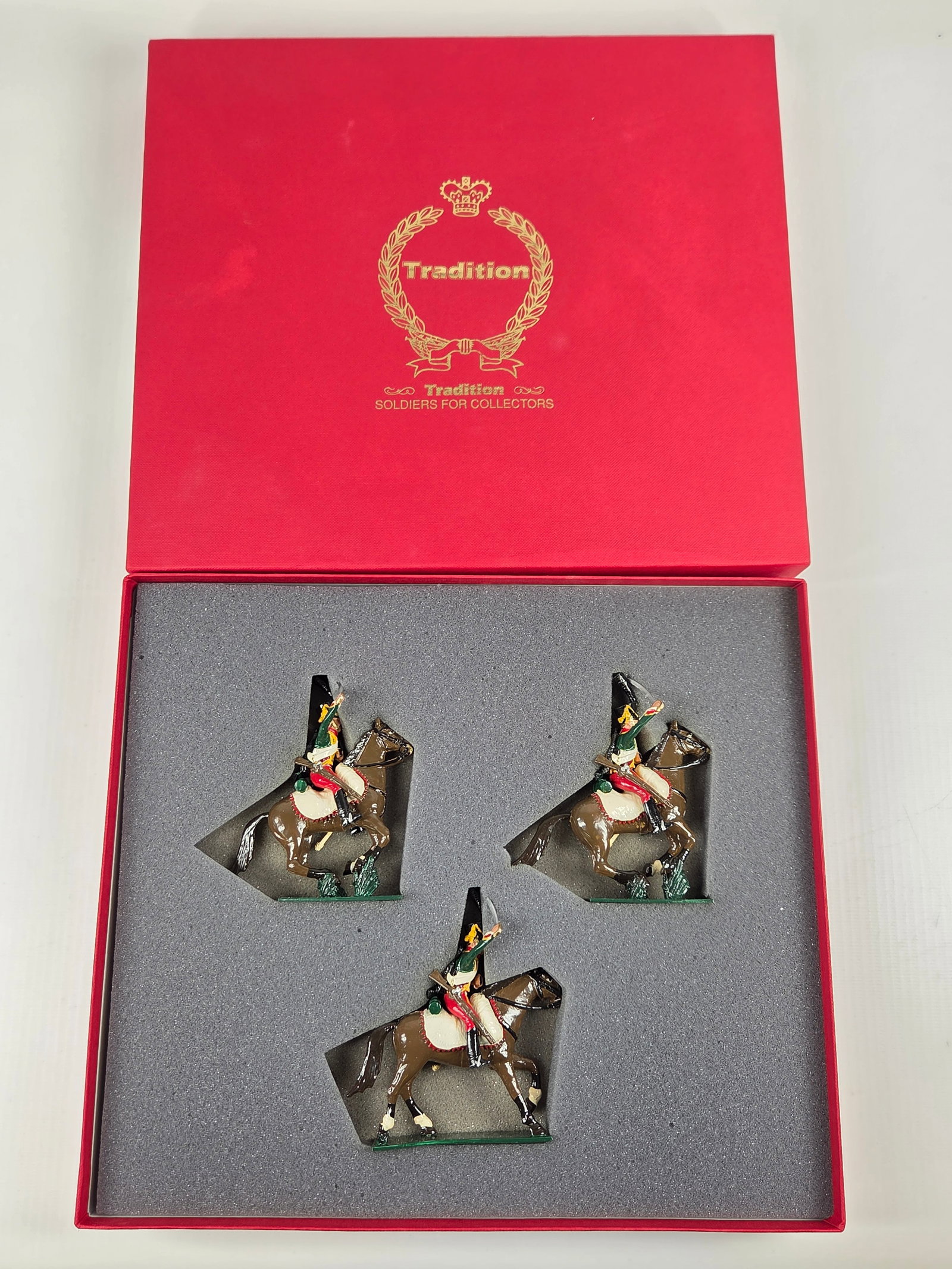 TRADITION SET NO. 757 7TH REGIMENT FRENCH HUSSARS: REMAINS IN VERY GOOD CONDITION WITH BOX.