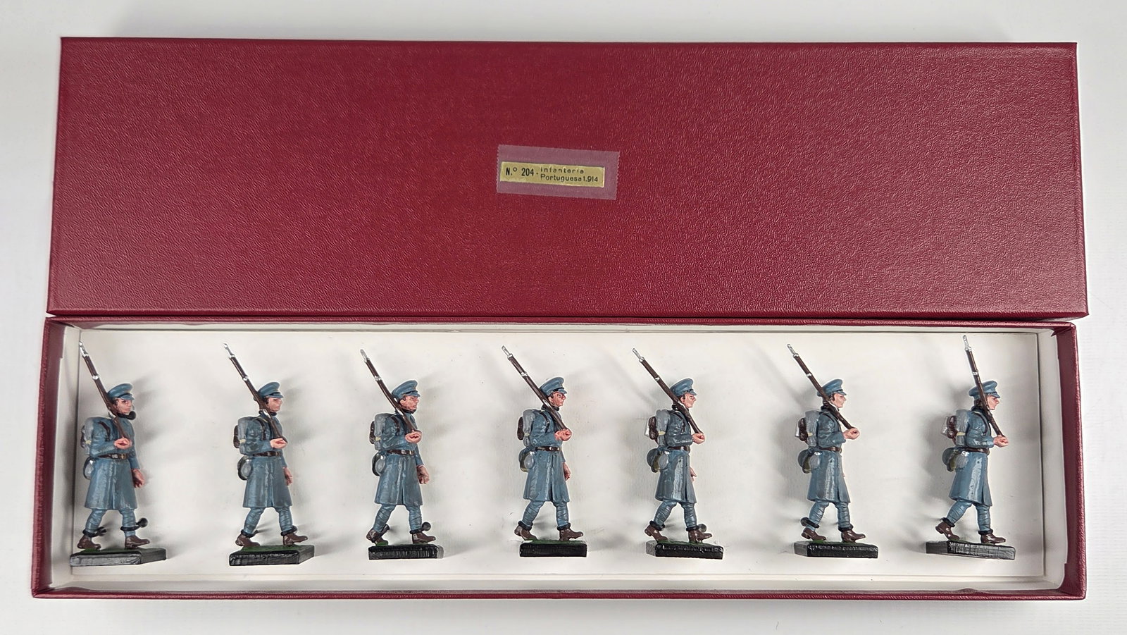 ALYMER PORTUGUESE INFANTRY LEAD SOLDIERS (1 of 4)