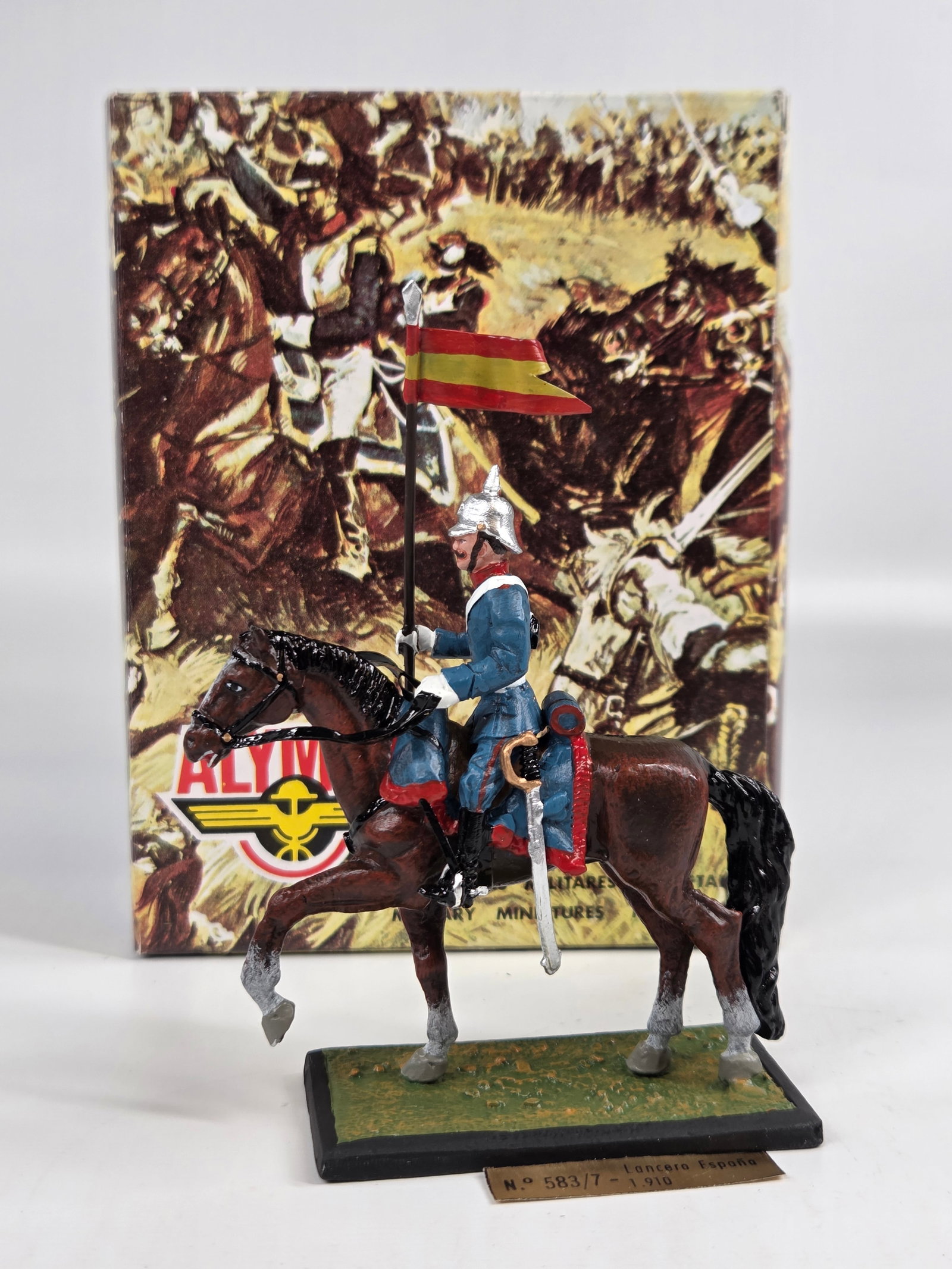 ALYMER HAND PAINTED MOUNTED SOLDIER W/ BOX: REMAINS IN VERY GOOD CONDITION WITH BOX.
