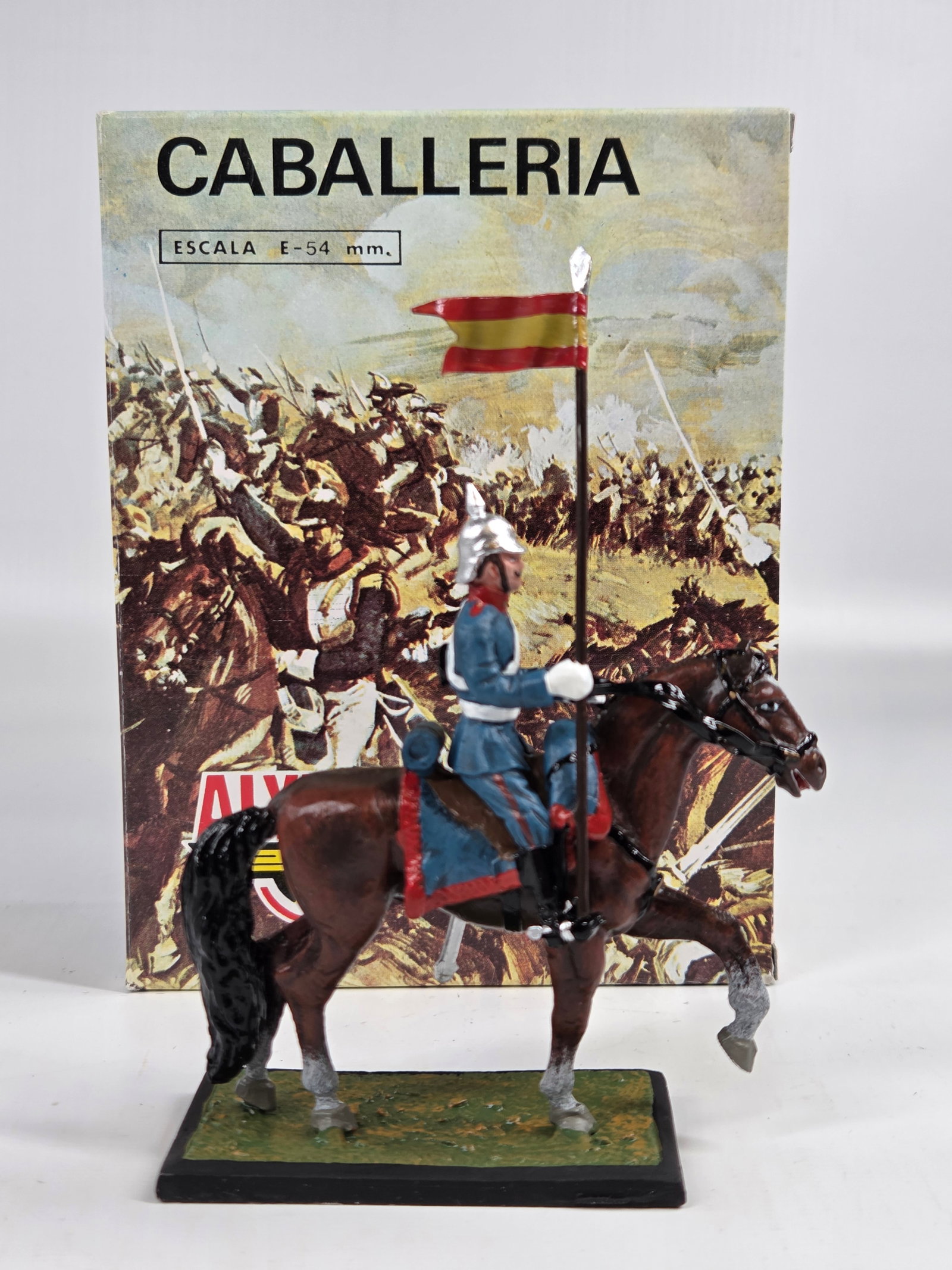 ALYMER HAND PAINTED MOUNTED SOLDIER W/ BOX: REMAINS IN VERY GOOD CONDITION WITH BOX.