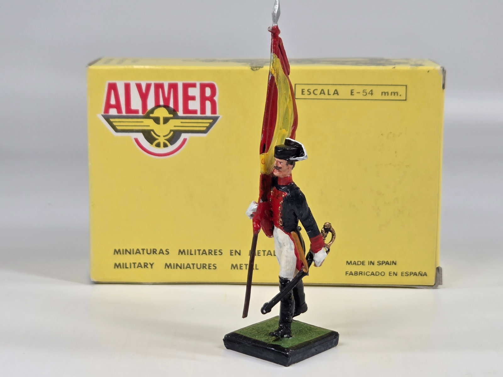 ALYMER NO. 252 SOLDIER W/ BOX: REMAINS IN VERY GOOD CONDITION WITH BOX.