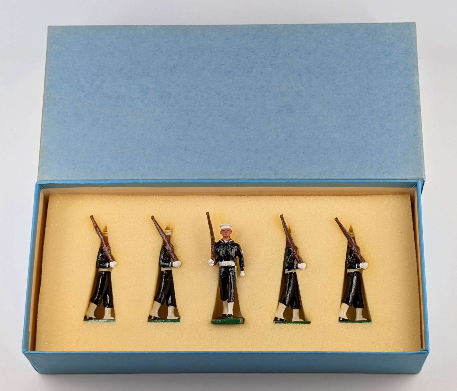 MARTIN RITCHIE NO. 130 U.S. NAVY SAILORS: SET REMAINS IN VERY GOOD CONDITION WITH BOX.