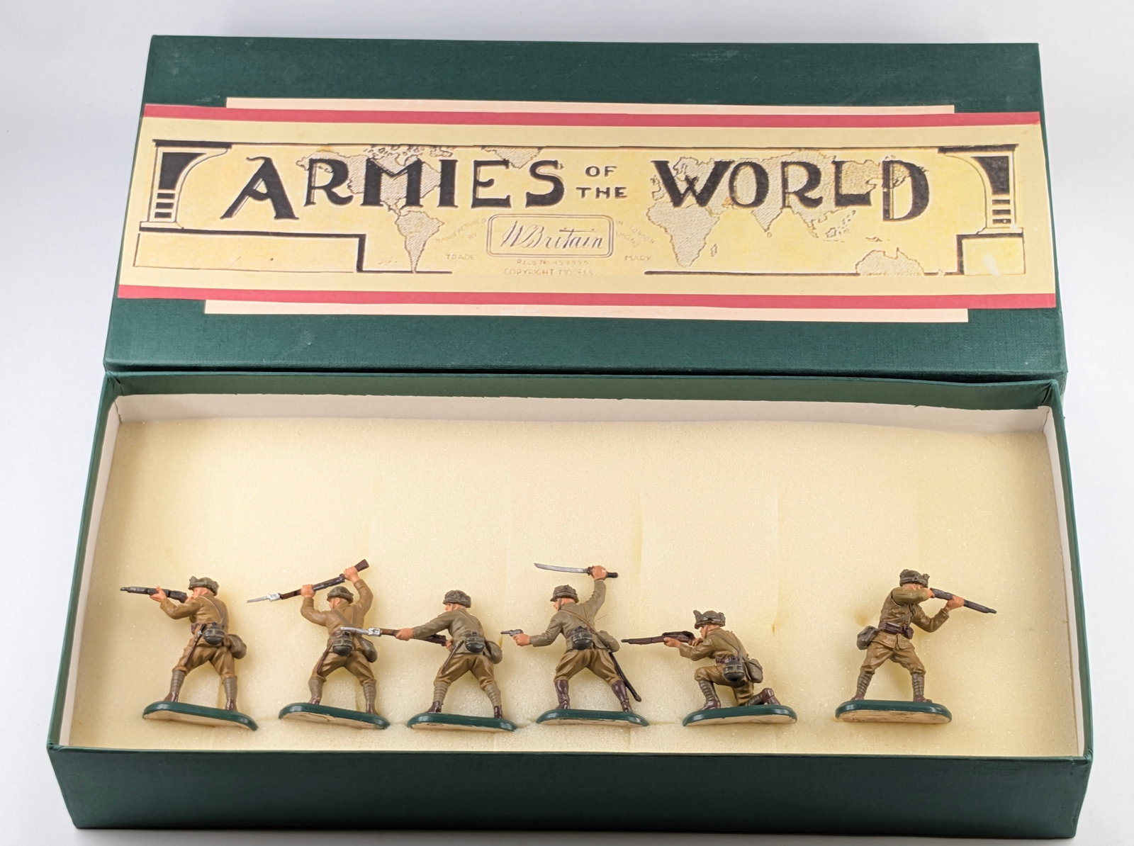 BRITAINS ARMIES OF THE WORLD JAPANESE INFANTRY: ALL REMAIN IN GOOD CONDITION. CUSTOM BOX.