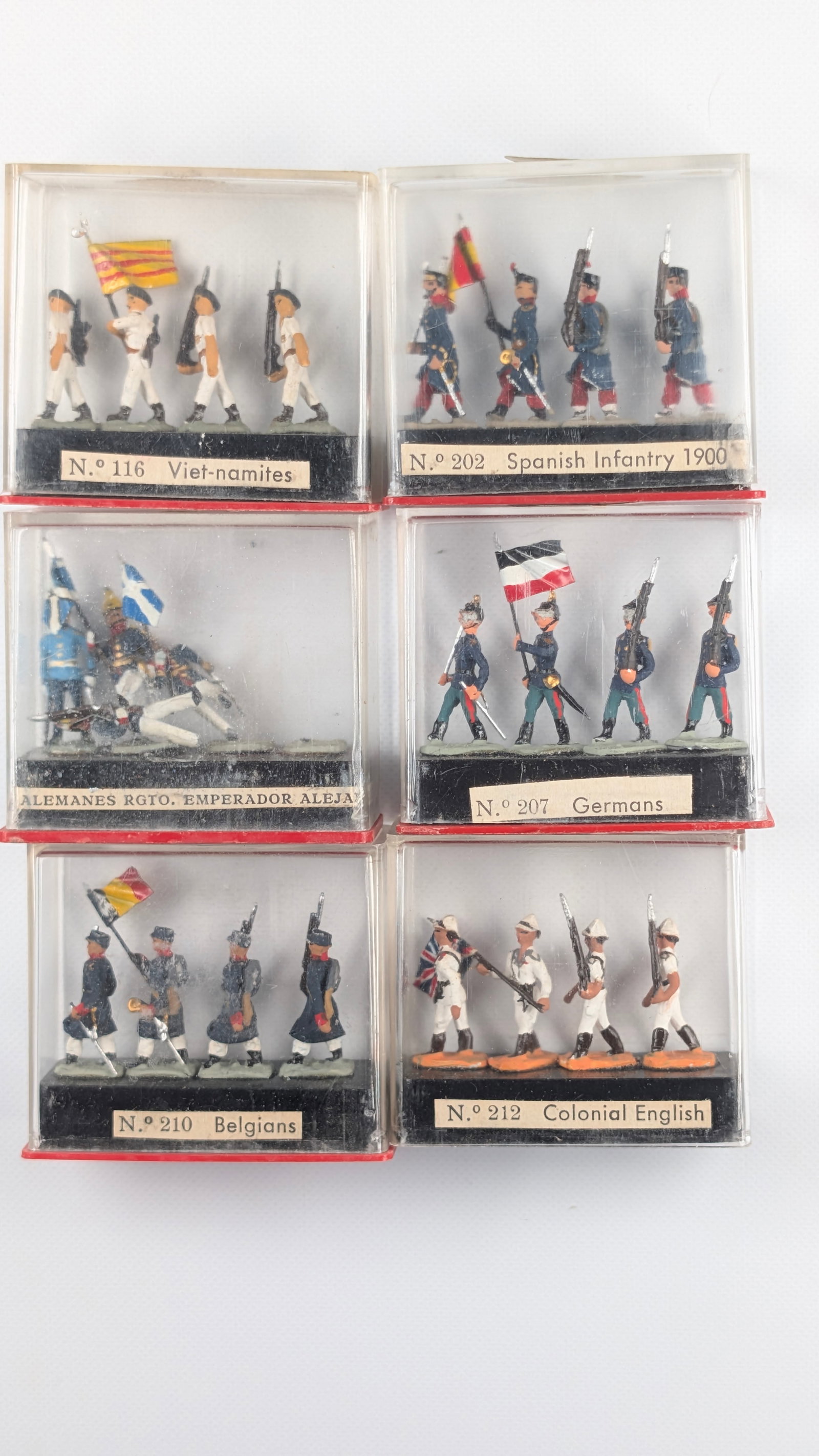 6) SETS ALYMER MINIATURE MINIPLOMS SOLDIERS: ALL REMAIN IN VERY GOOD CONDITION IN PLASTIC CASE.