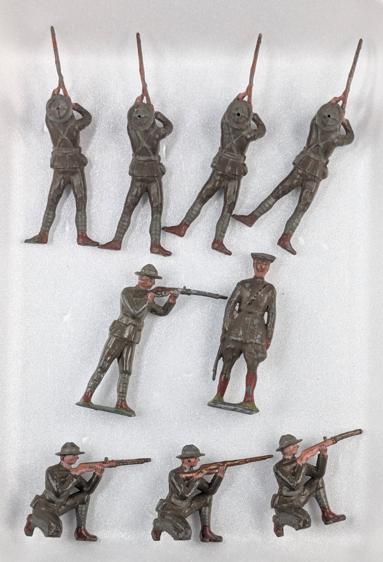 9) VINTAGE BRITAIN US ARMY IN ACTION W/ OFFICER: ALL REMAIN IN FAIR TO GOOD CONDITION, SHOWING PAINT WEAR.