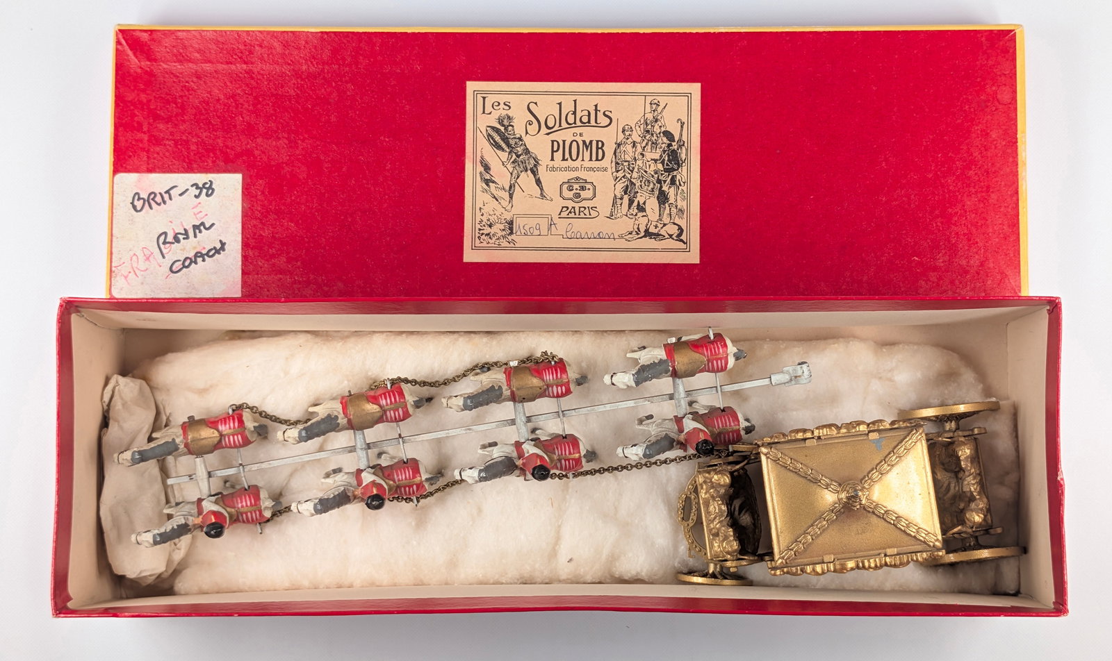 VINTAGE BRITAINS ROYAL COACH (1 of 10)