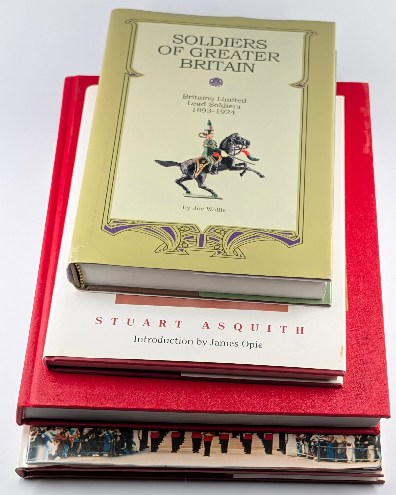 4) VARIOUS TOY SOLDIER BOOKS - C.B.G. MIGNOT, BRITAINS (1 of 15)