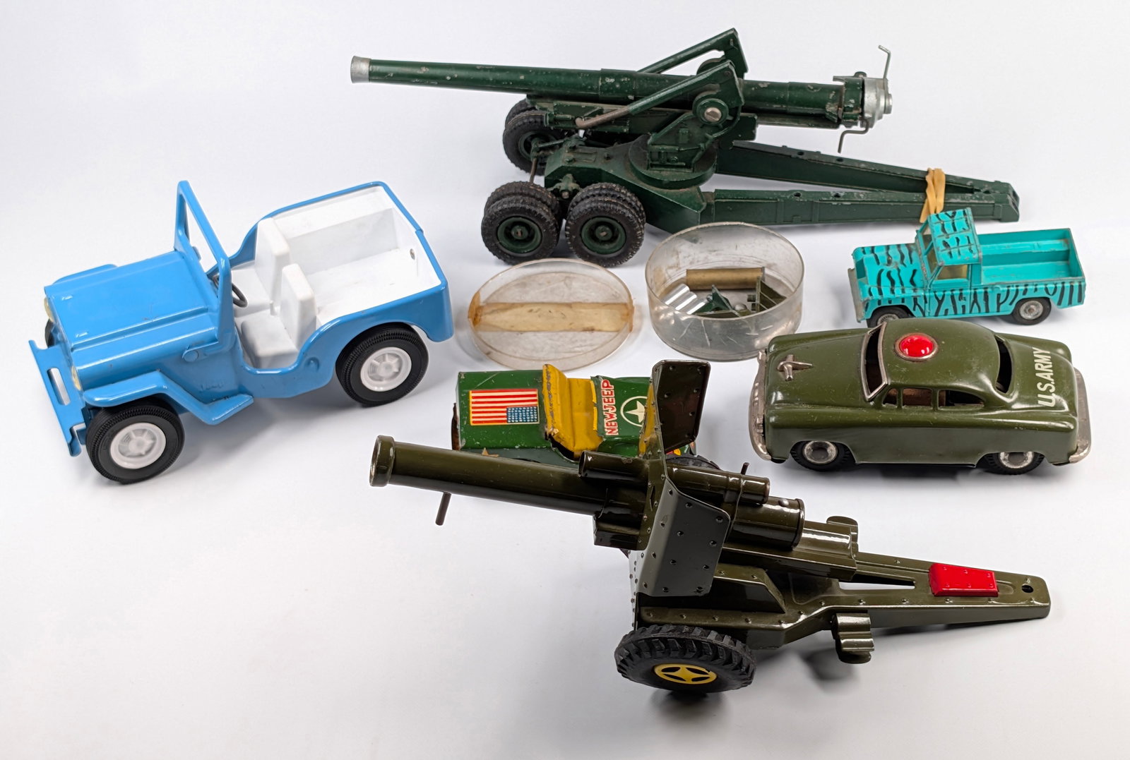 TONKA JEEP, TIN CANNON, BRITAINS CANNON + (1 of 15)