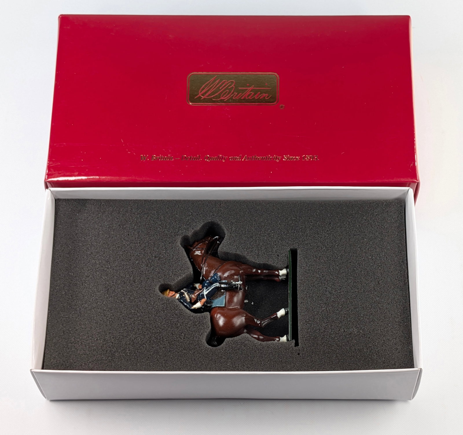 BRITAIN 44031 REDCOATS 17TH LANCERS OFFICER MOUNTED: REMAINS IN EXCELLENT CONDITION.