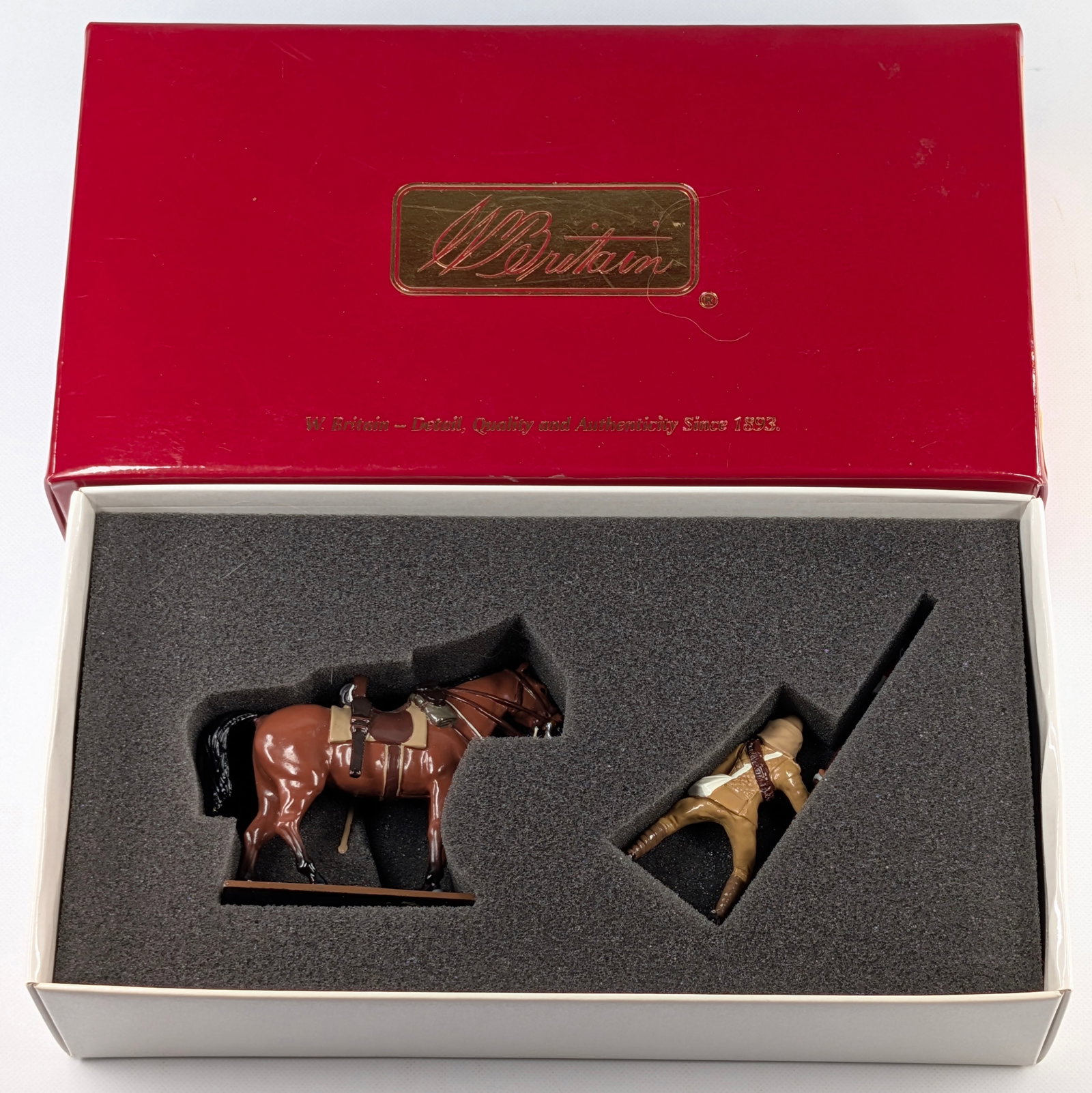 BRITAIN 44012 REDCOATS 21ST LANCERS TROOPER MOUNTED: REMAINS IN EXCELLENT CONDITION.