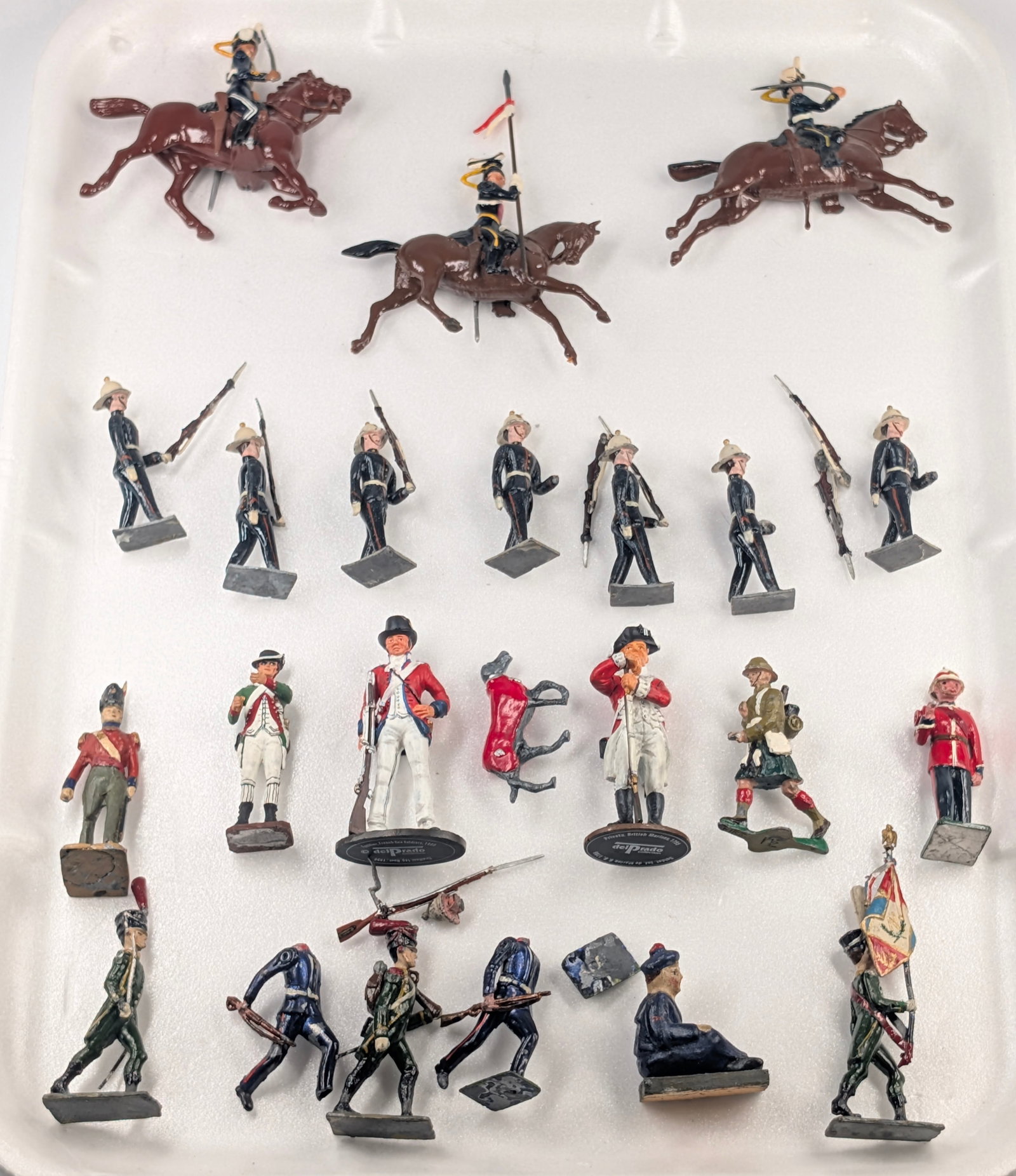 VARIOUS BRAND / SCALE HAND PAINTED SOLDIERS (1 of 8)