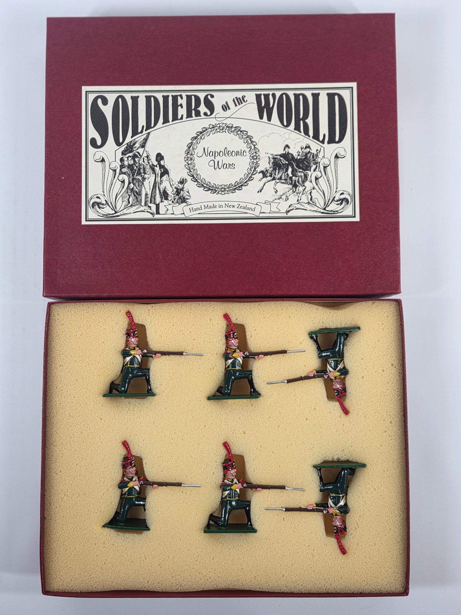 SOLDIERS OF THE WORLD SET NO. N273 IRISH LEGION: SET REMAINS IN EXCELLENT CONDITION WITH BOX.
