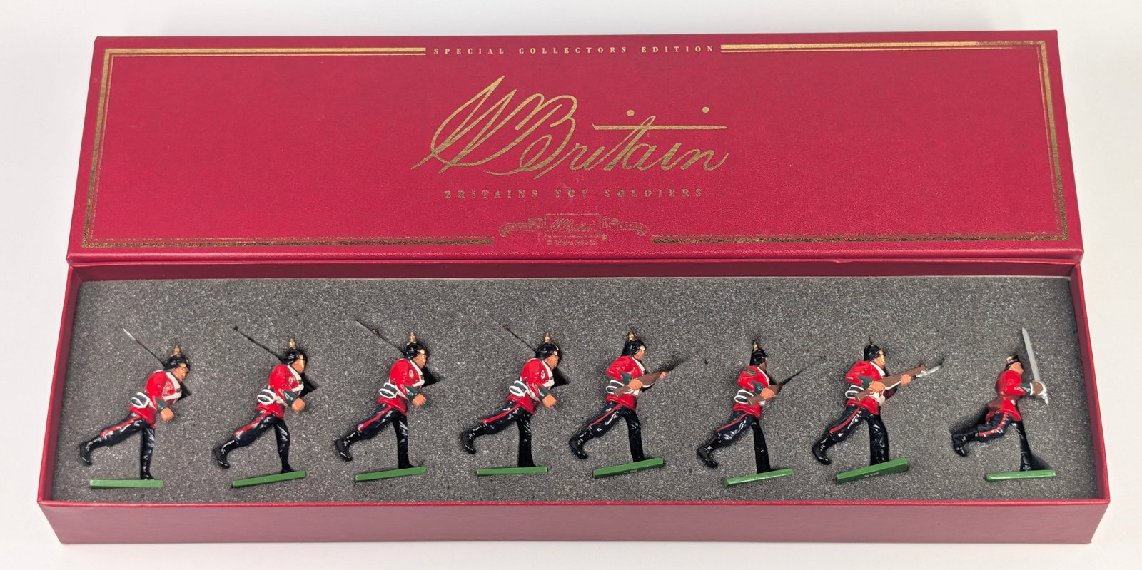 BRITAINS PETITE LTD 00131 DURHAM LIGHT INFANTRY SET (1 of 5)