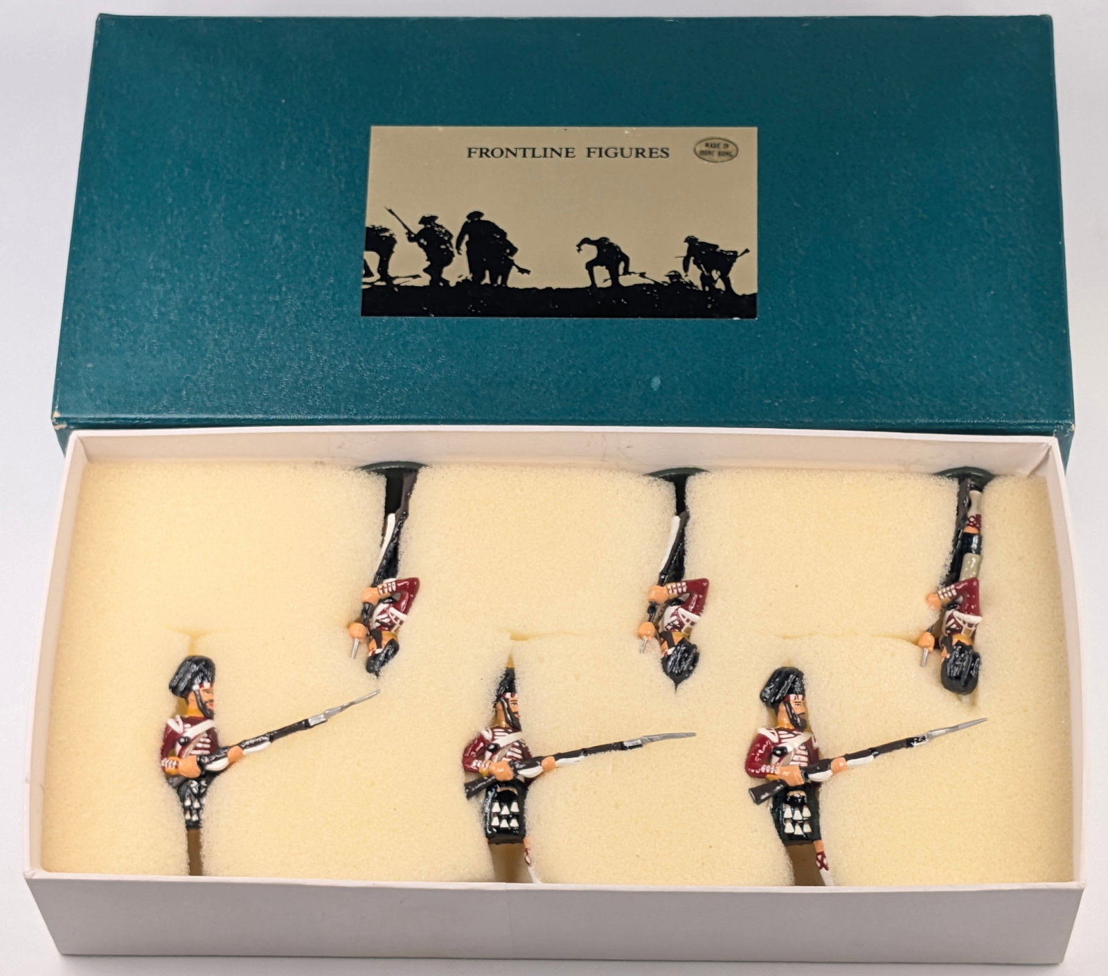 FRONTLINE FIGURES BRITISH 93RD HIGHLANDERS FIRING / LOADING: SET REMAINS IN EXCELLENT CONDITION.