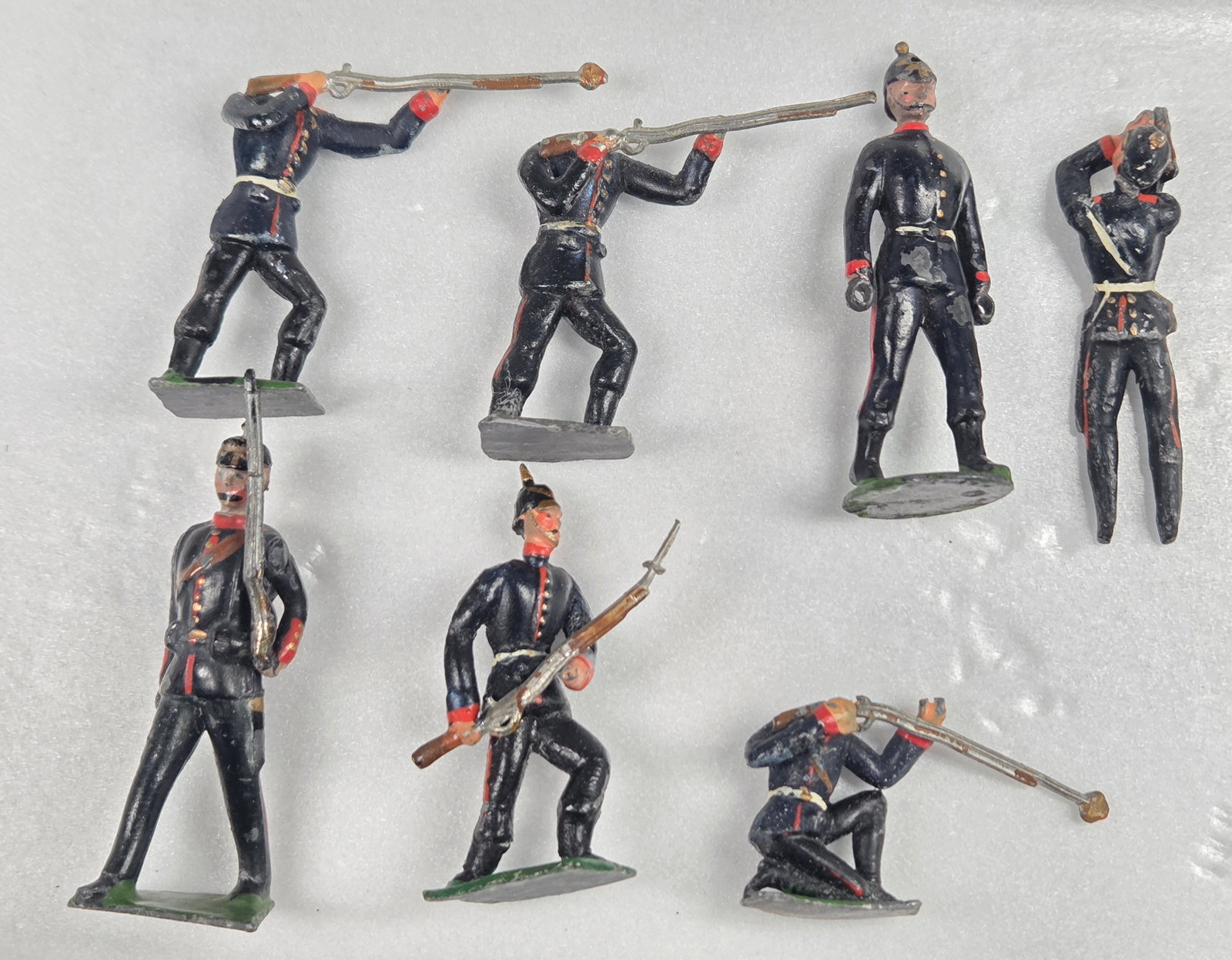 VARIOUS BRAND FRENCH INFANTRY DAMAGED (1 of 4)