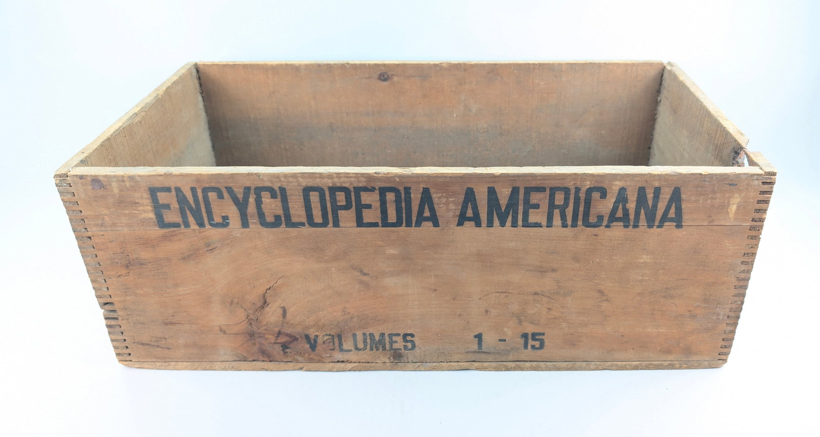 ANTIQUE ENCYCLOPEDIA AMERICANA WOOD BOOK CRATE BOX: REMAINS IN GOOD CONDITION, SHOWING SOME TYPICAL USAGE WEAR.