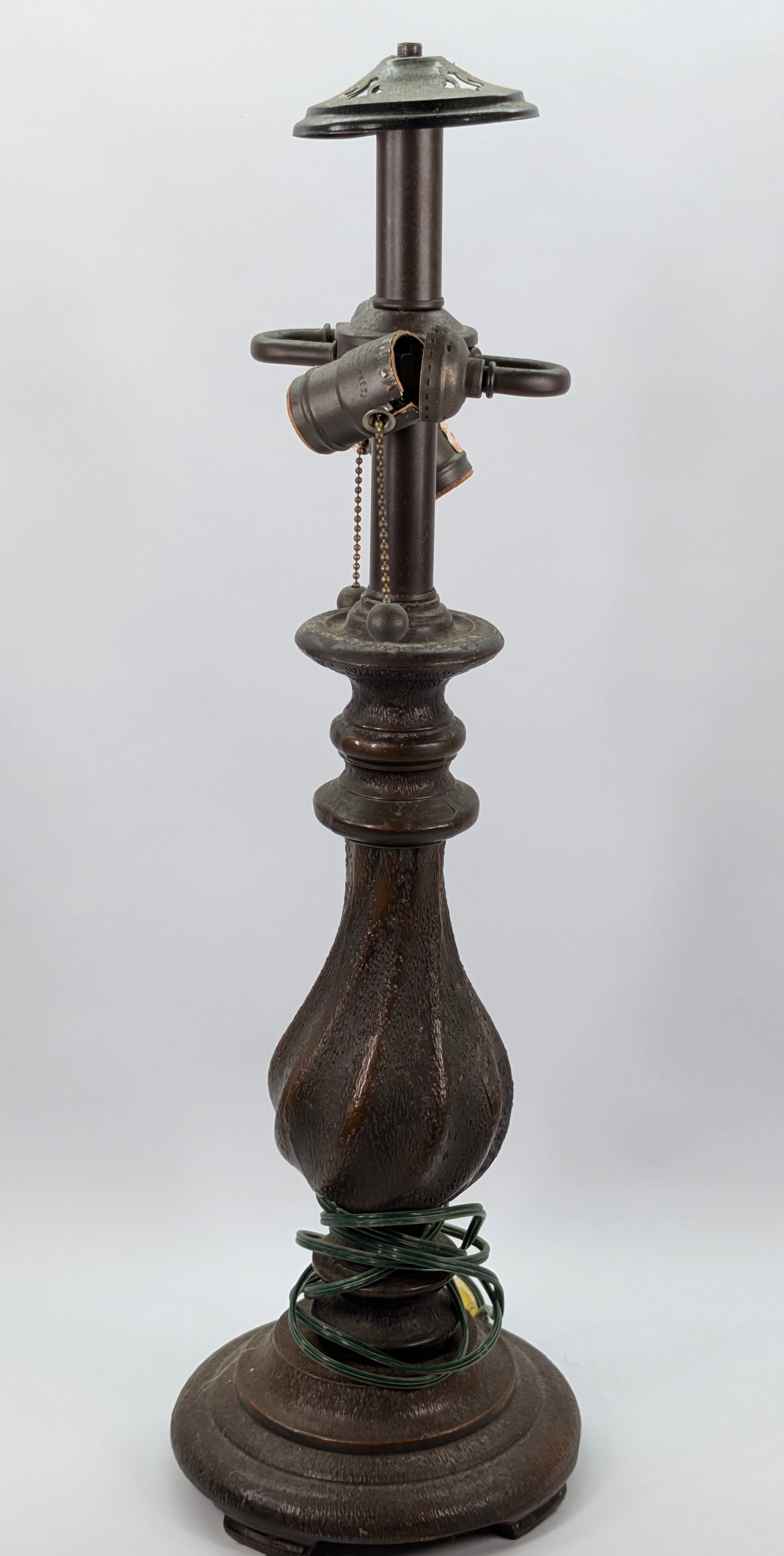 ANTIQUE DECORATIVE LAMP BASE (1 of 6)