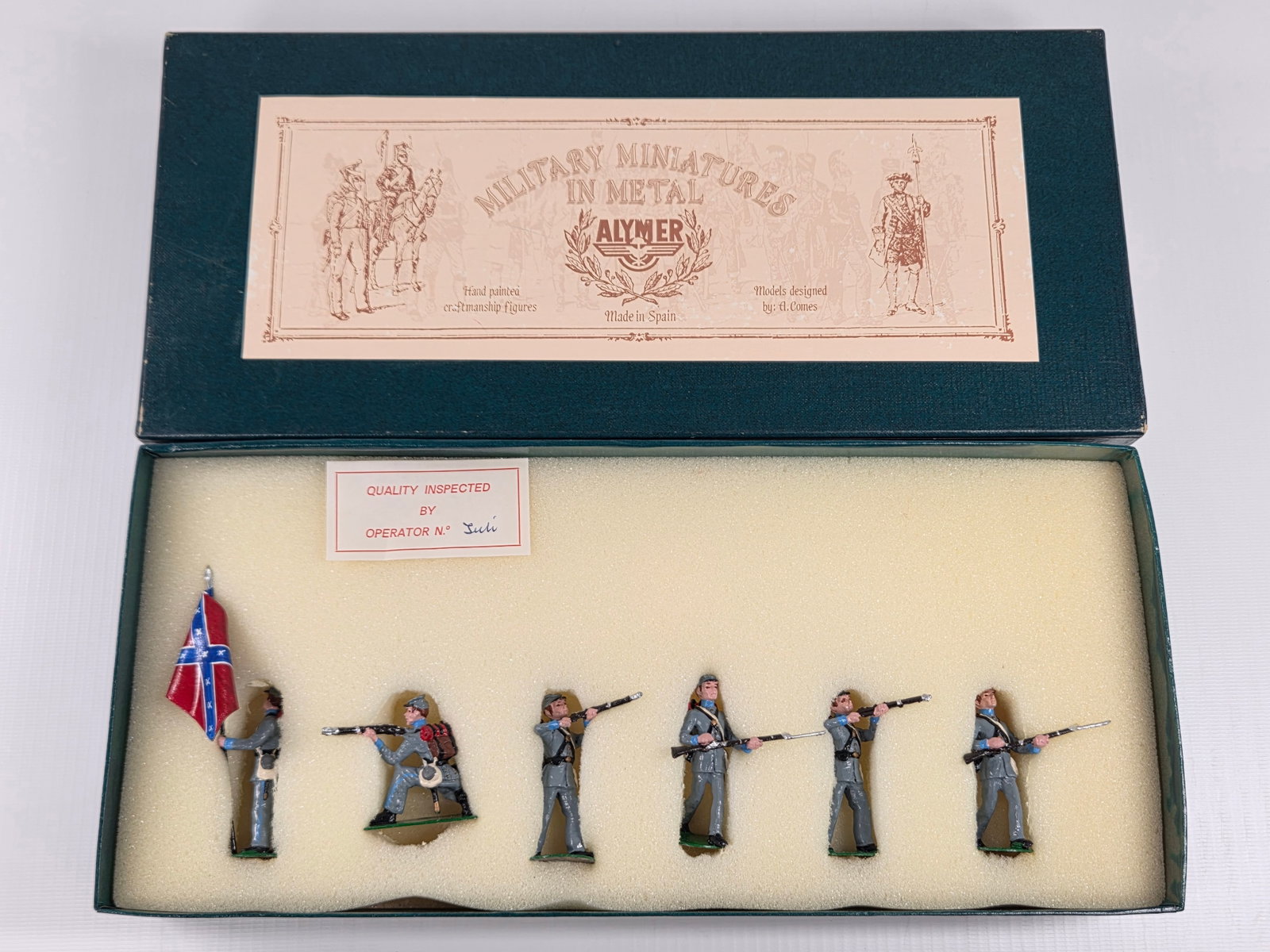 ALYMER AB-30 CONFEDERATE INFANTRY DEFENDING: REMAINS IN VERY GOOD CLEAN CONDITION WITH BOX.