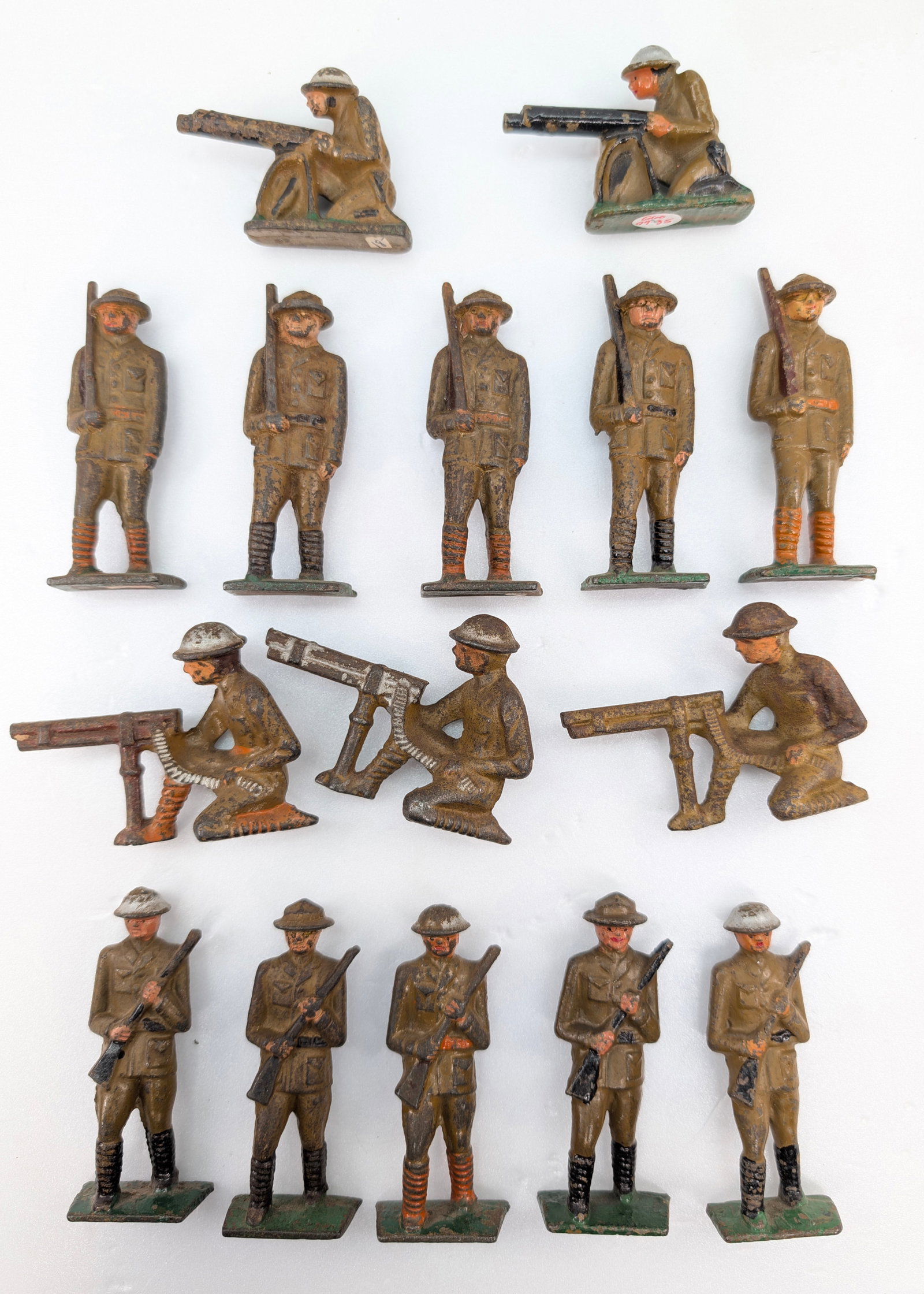 ASSORTMENT OF BARCLAY / MANOIL SOLDIERS: ALL REMAIN IN FAIR TO GOOD CONDITION, SHOWING PAINT WEAR.