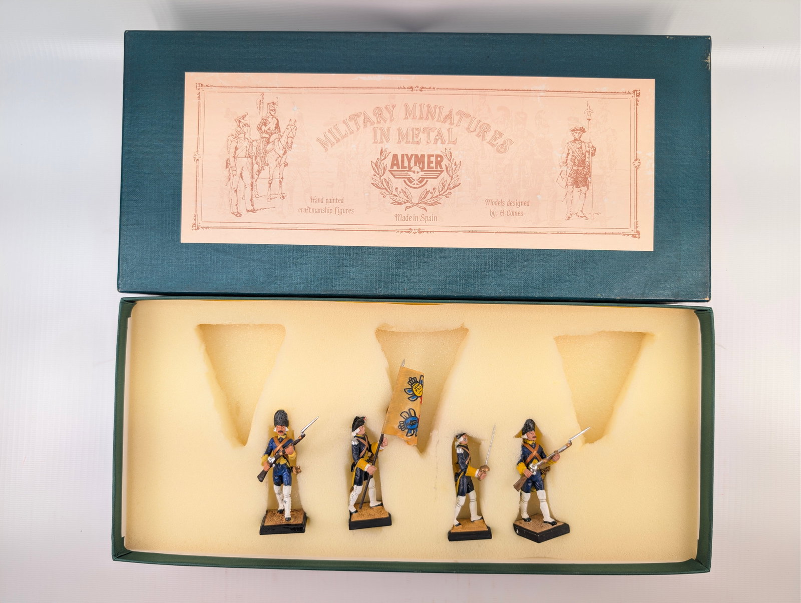 ALYMER THE AMERICAN REGIMENT SPAIN: ALL REMAIN IN GOOD CONDITION, SHOWING SOME LIGHT TYPICAL WEAR.
