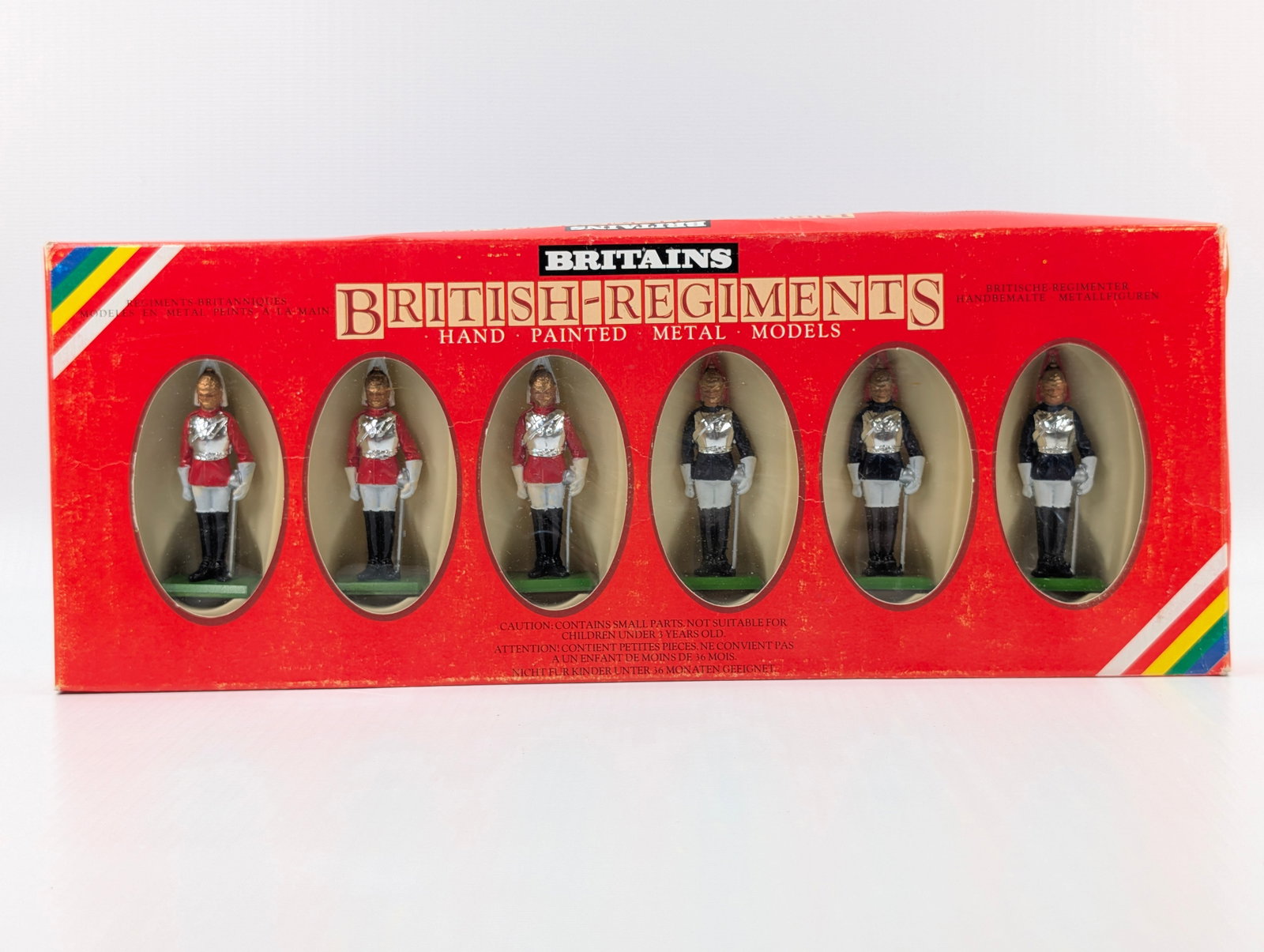 BRITAIN 7227 LIFEGUARDS & HORSEGUARDS: SET REMAINS IN VERY GOOD CONDITION WITH BOX.